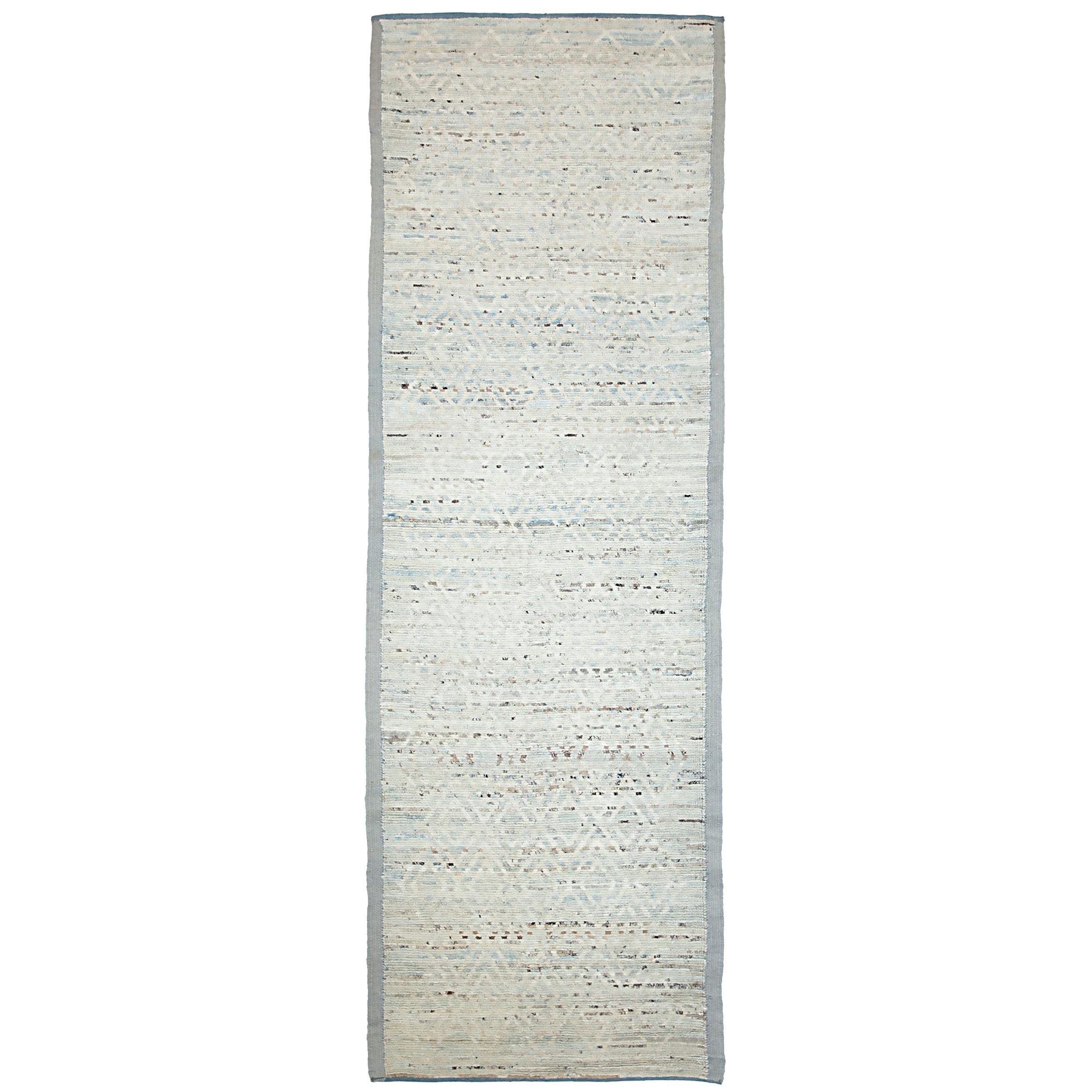 Nazmiyal Collection Soft Cream Modern Moroccan Style Rug 3 ft 4 in x 10 ft 2 in