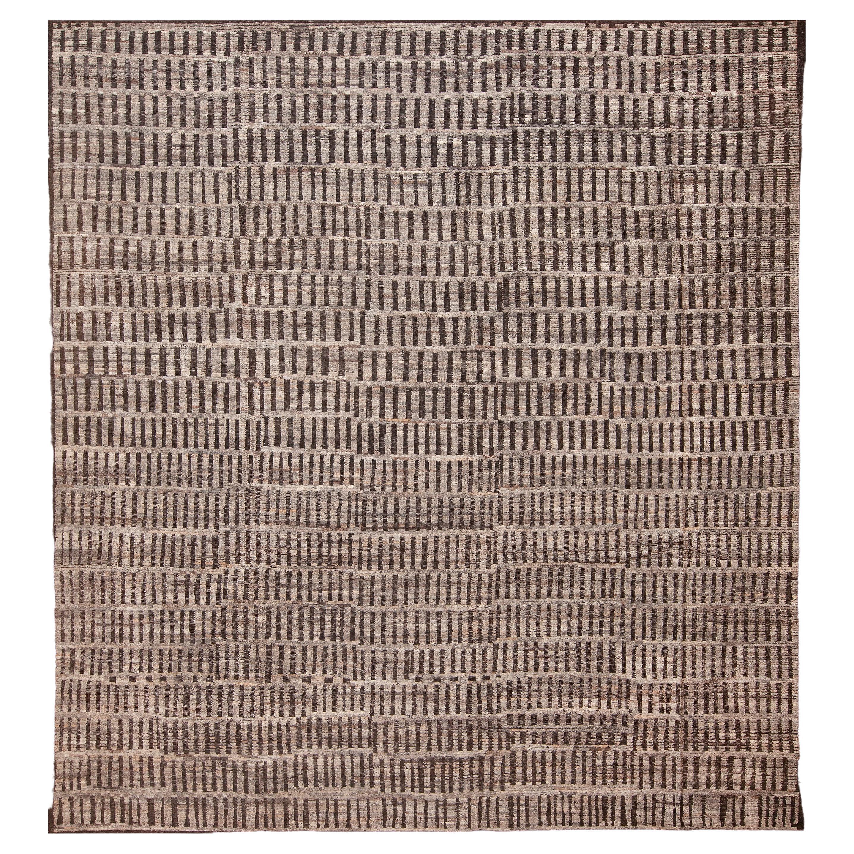 Nazmiyal Collection Square Neutral Geometric Tribal Modern Rug 10'7" x 11'3" For Sale
