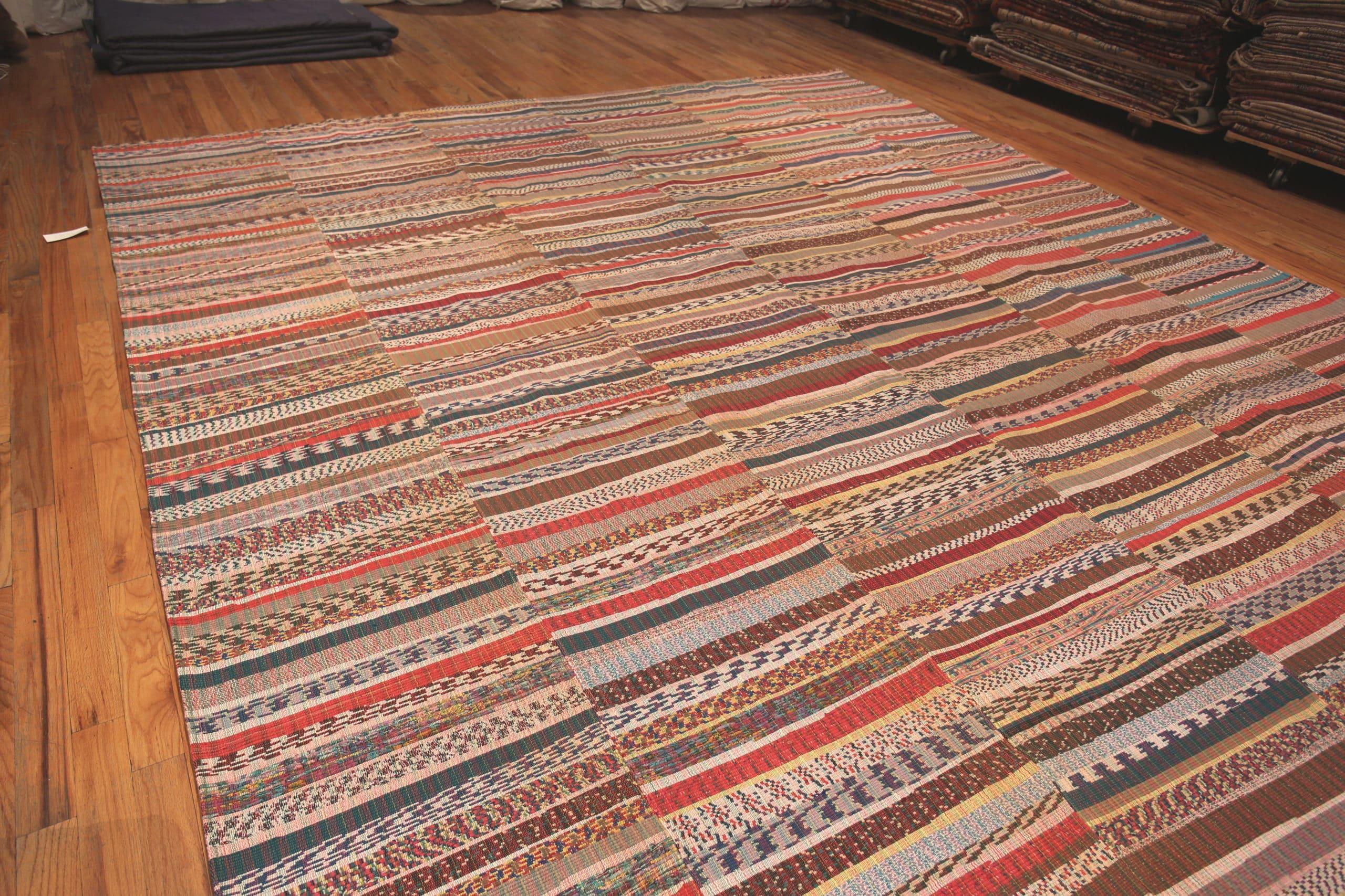 Stripped Modern Rag Rug, Country of Origin: Modern Turkish Rugs. Circa date: Modern. Size: 12 ft 10 in x 16 ft 2 in (3.91 m x 4.93 m)