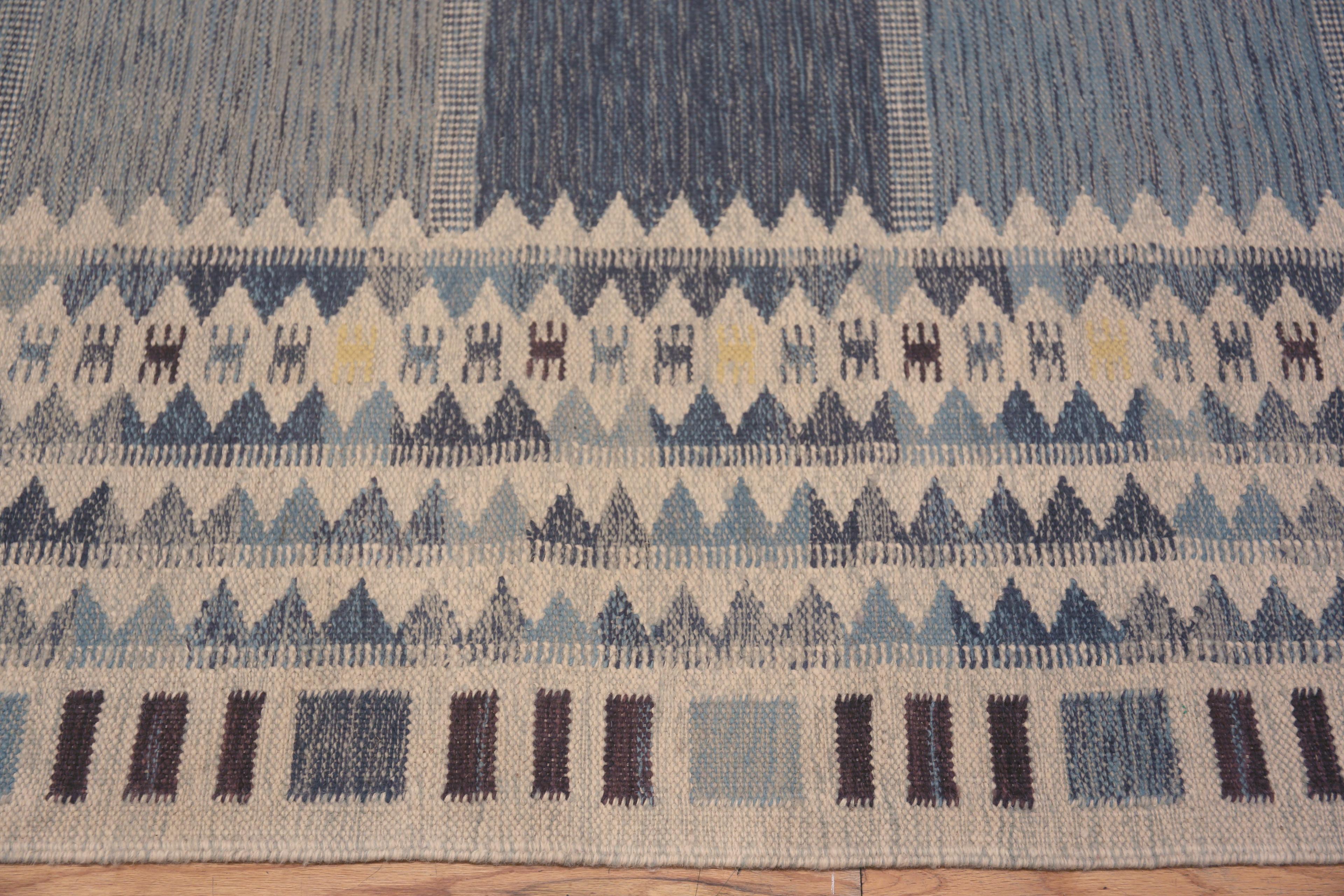 Central Asian Nazmiyal Collection Swedish Mid-Century Modern Room Size Kilim Rug 9' x 12'10