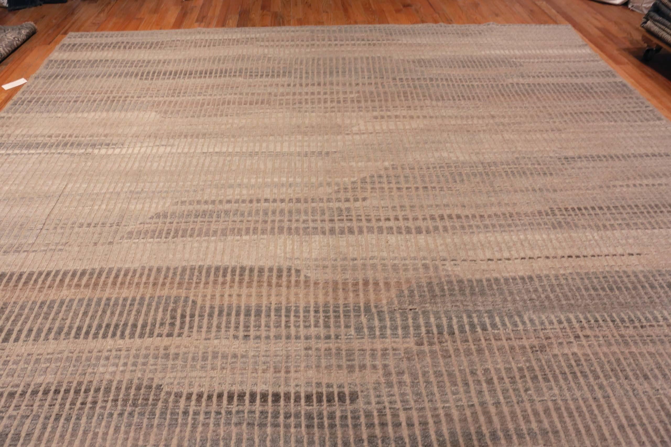 Nazmiyal Collection Taupe Color Modern Distressed Rug. 12 ft 5 in x 15 ft 2 in  In New Condition For Sale In New York, NY
