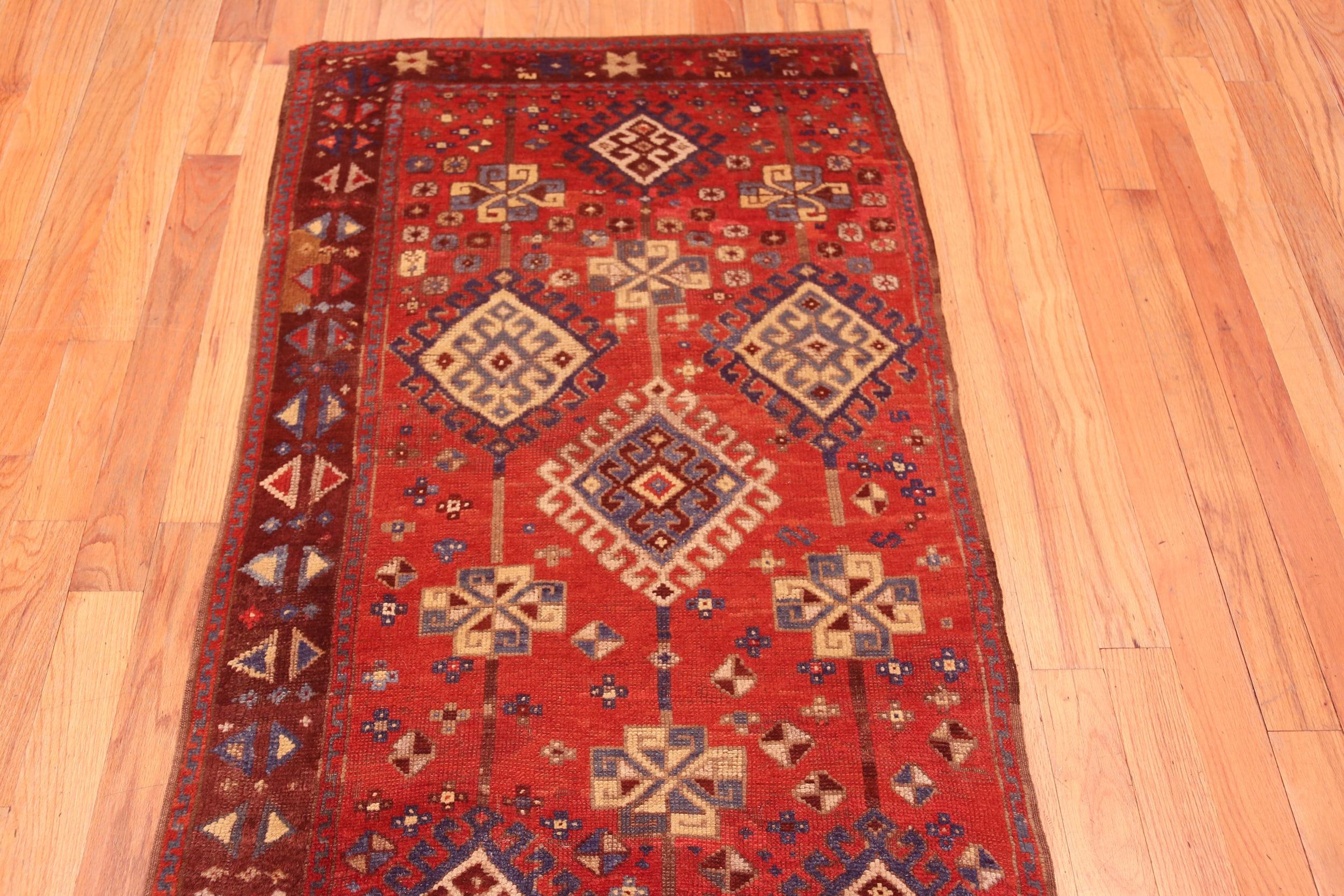 Nazmiyal Collection Tribal Anatolian Läufer Teppich 2 ft 11 in x 8 ft 4 in im Angebot 1