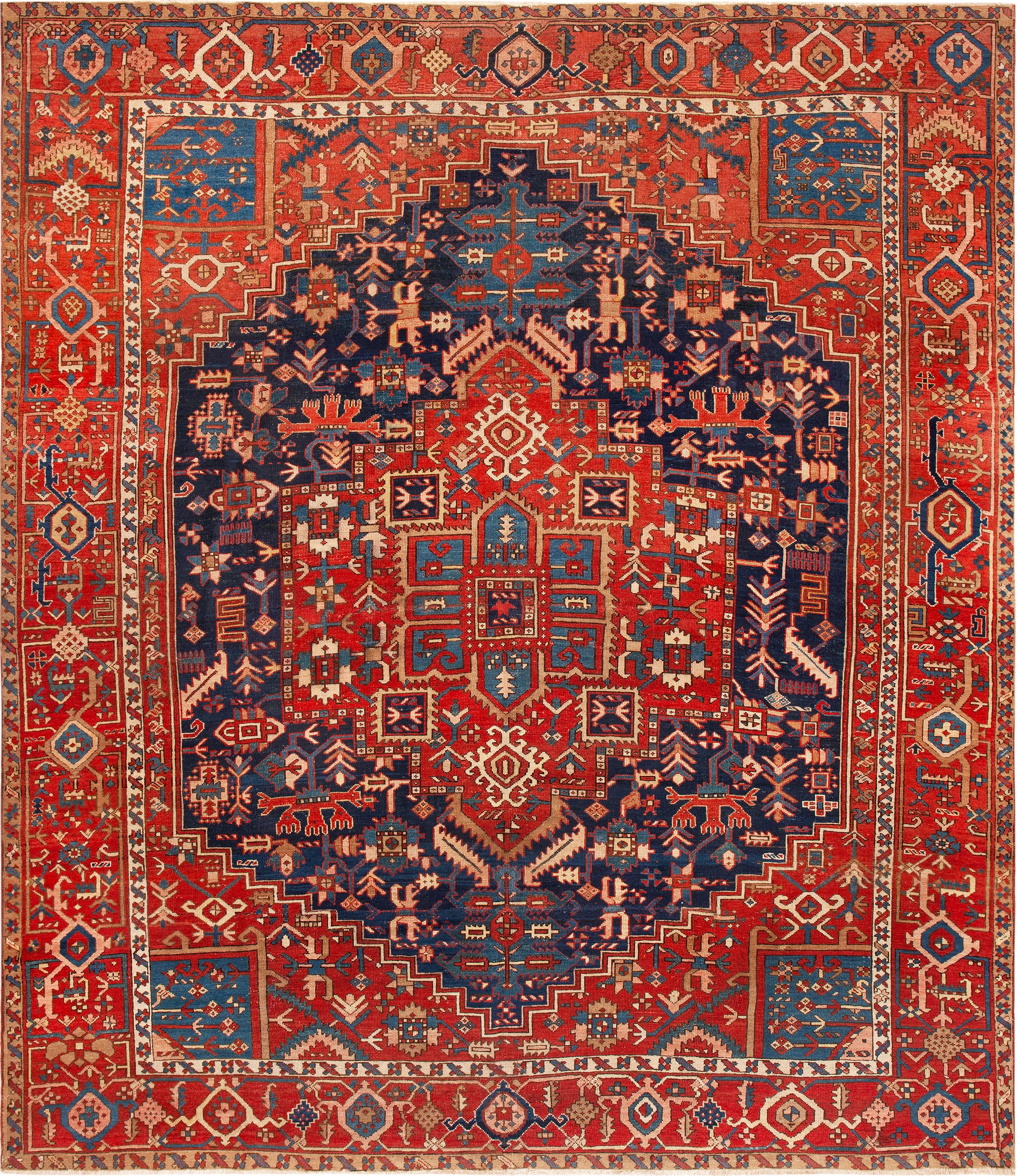 Nazmiyal Kollektion Stammesgeometrischer antiker persischer Heriz-Teppich 10'5