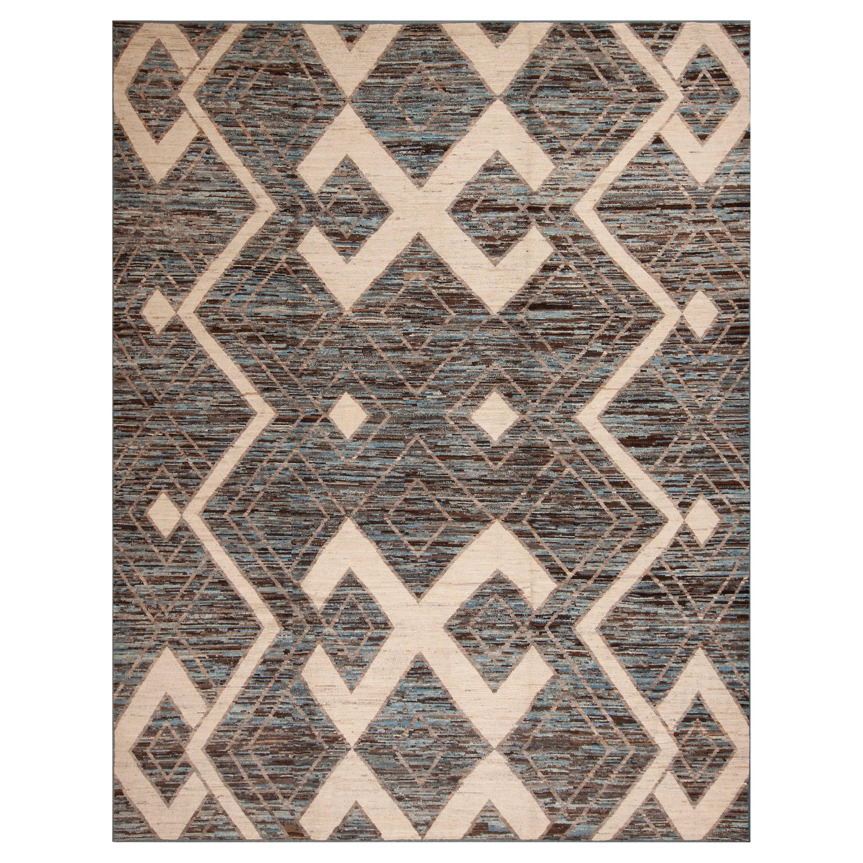 Nazmiyal Kollektion Stammeskunst Geometrischer Grundierung Erde Moderner Teppich 9'3" x 11'10" im Angebot