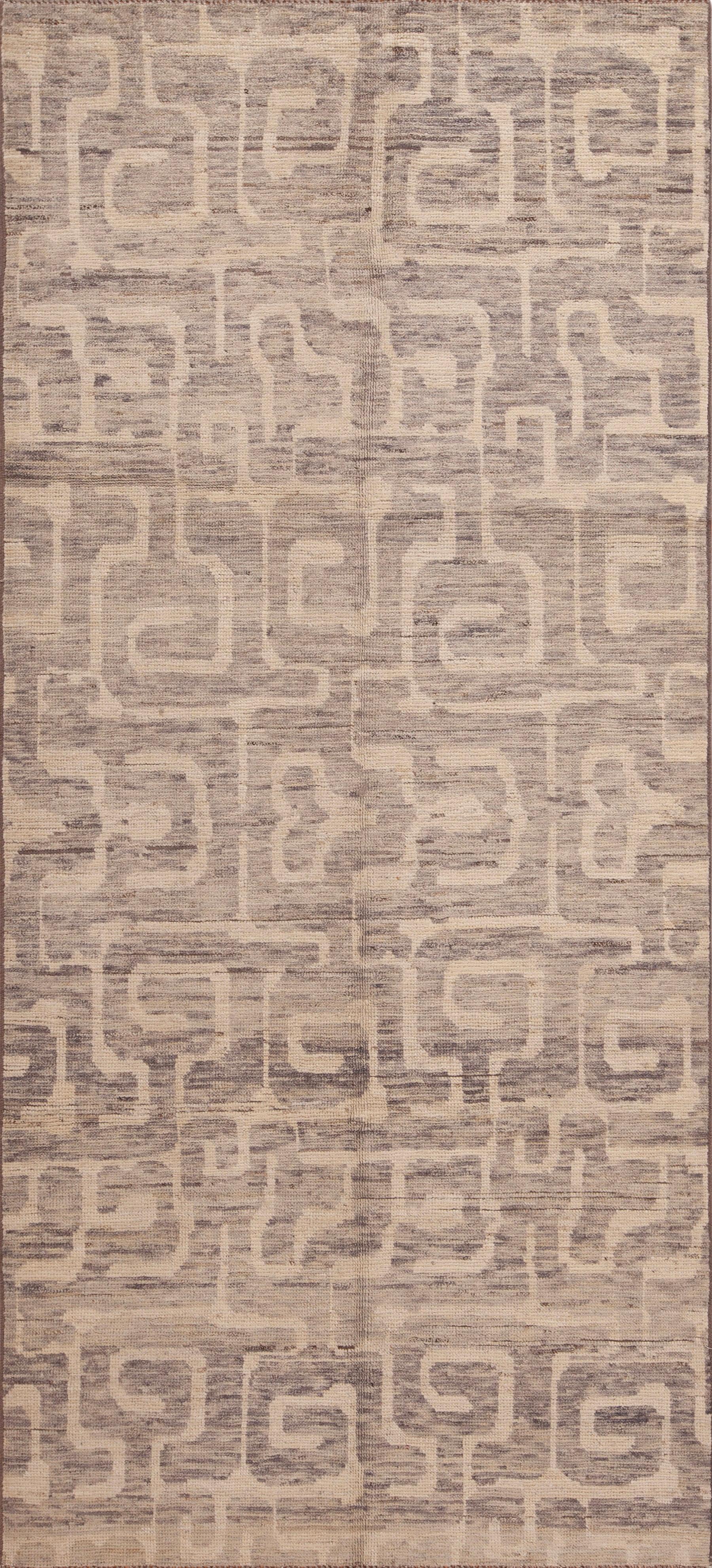 Nazmiyal Collection Tribal Geometric Long Gallery Size Modern Rug 4'5" X 9'6" For Sale
