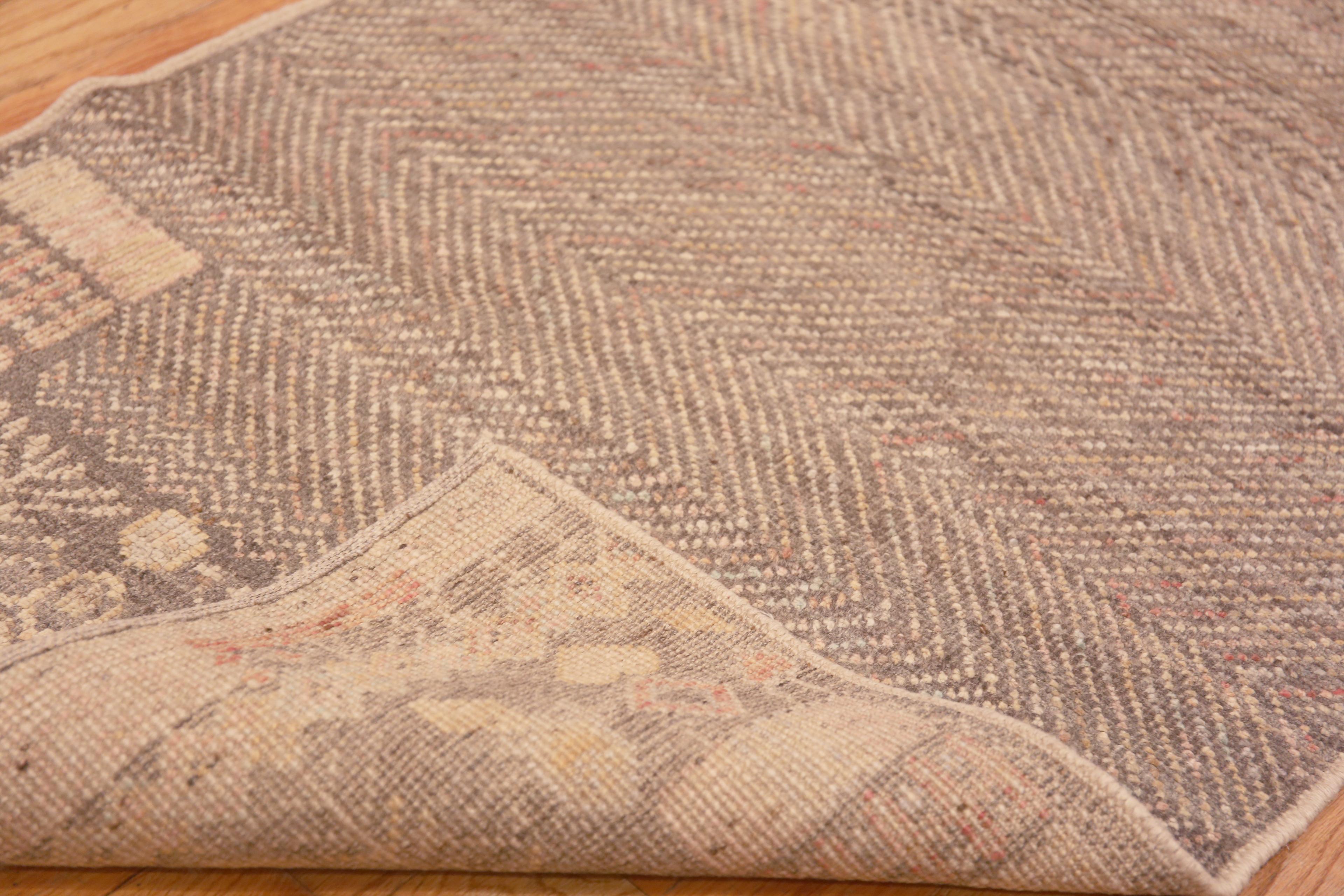 Collection Nazmiyal, tapis de couloir moderne géométrique gris neutre, 2'8