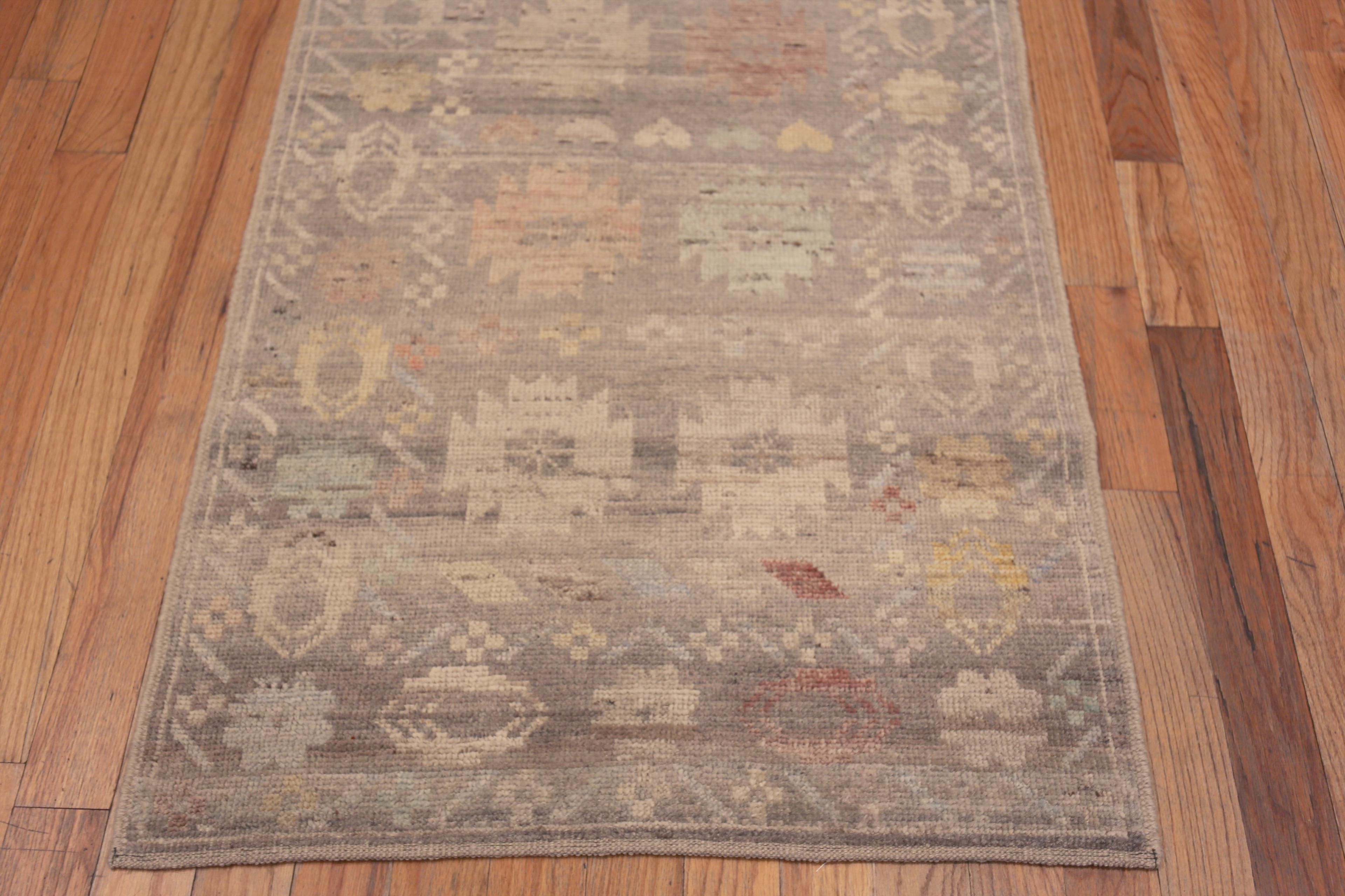 Nazmiyal Kollektion Stammeskunst Geometrischer rustikaler moderner Läufer Abrash-Teppich 3' x 13' (21. Jahrhundert und zeitgenössisch) im Angebot