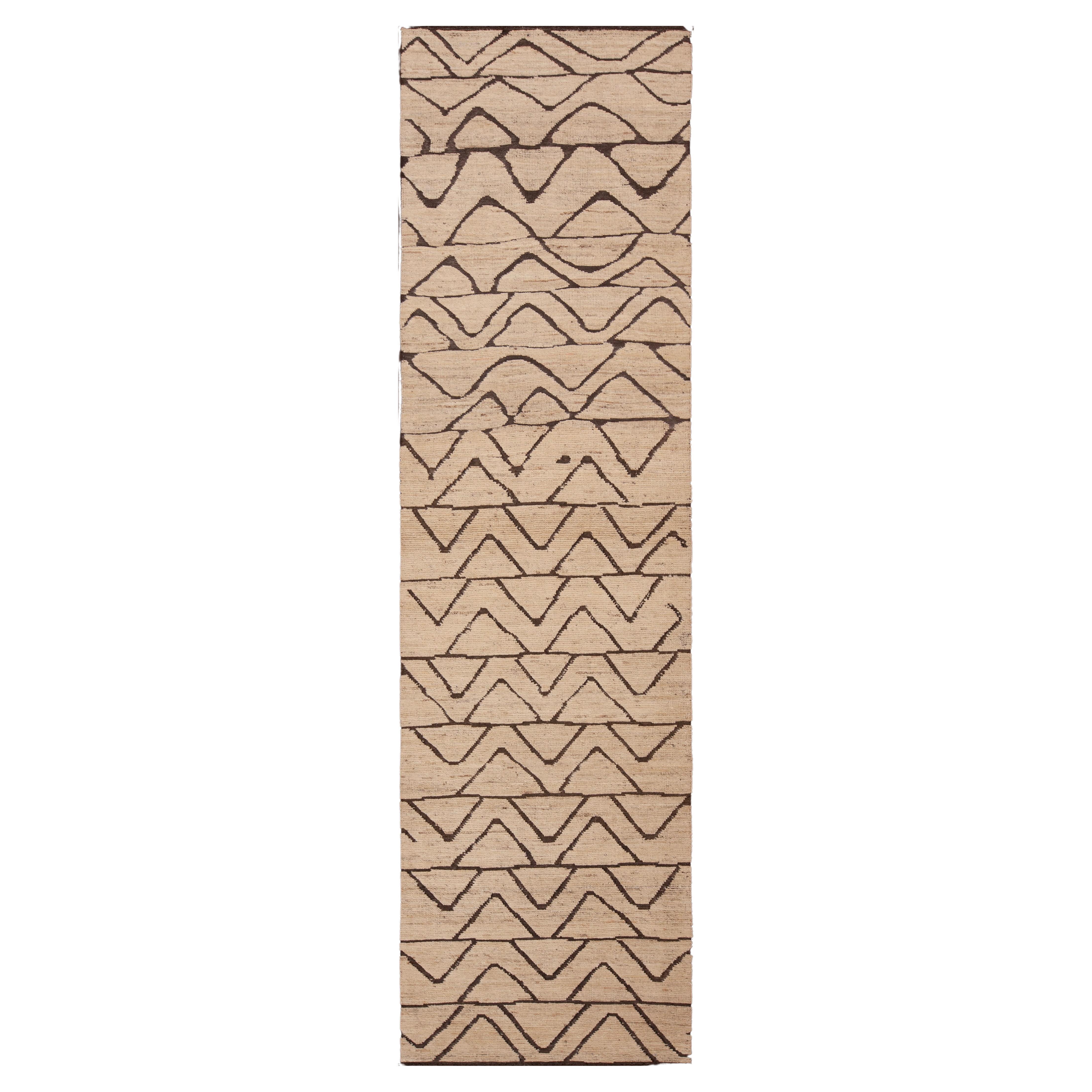 Nazmiyal Collection Tribal Ivory Cream Modern Hallway Runner Rug 3' x 10'10" For Sale