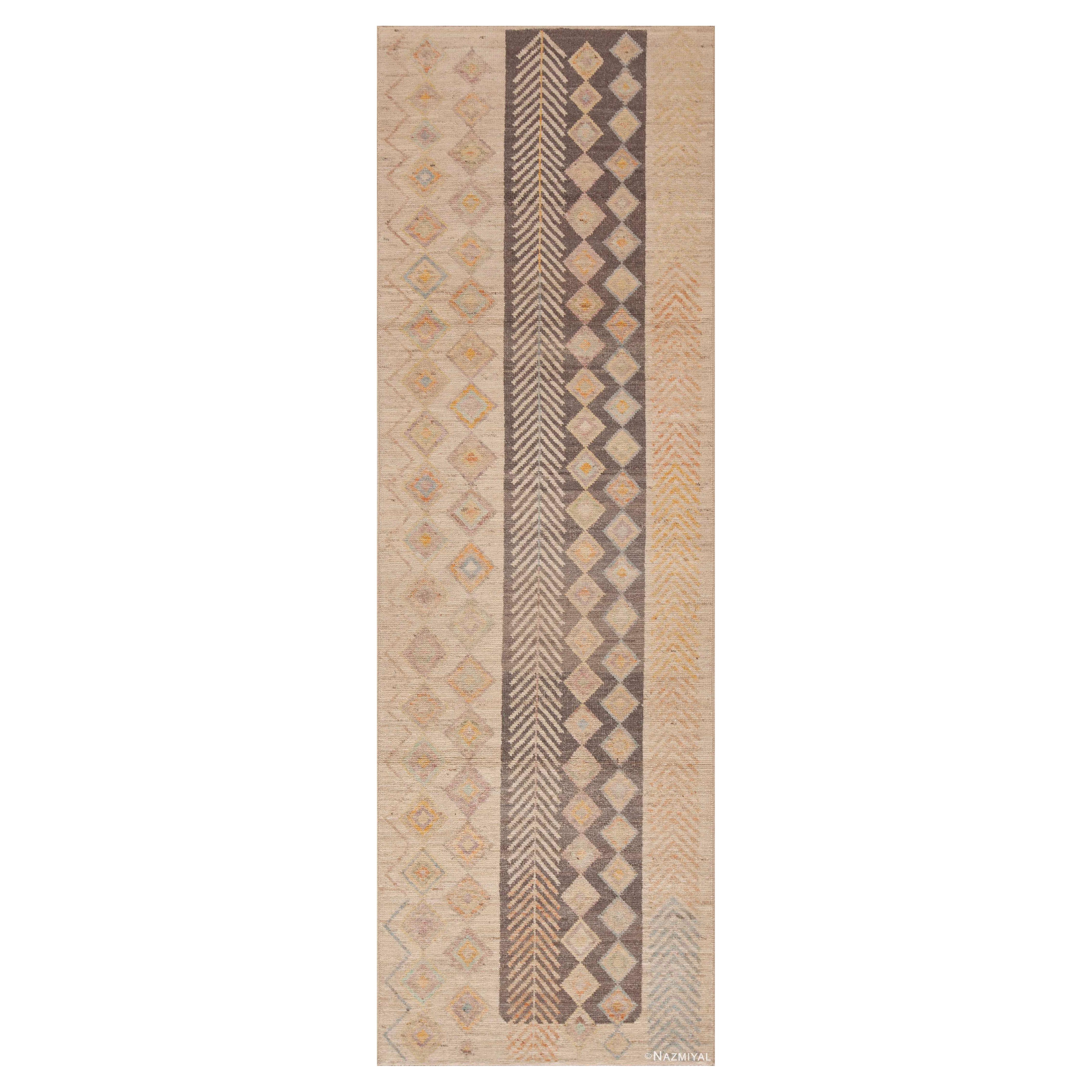Nazmiyal Collection Tribal Modern Contemporary Hallway Runner Rug 3' x 9'9" For Sale