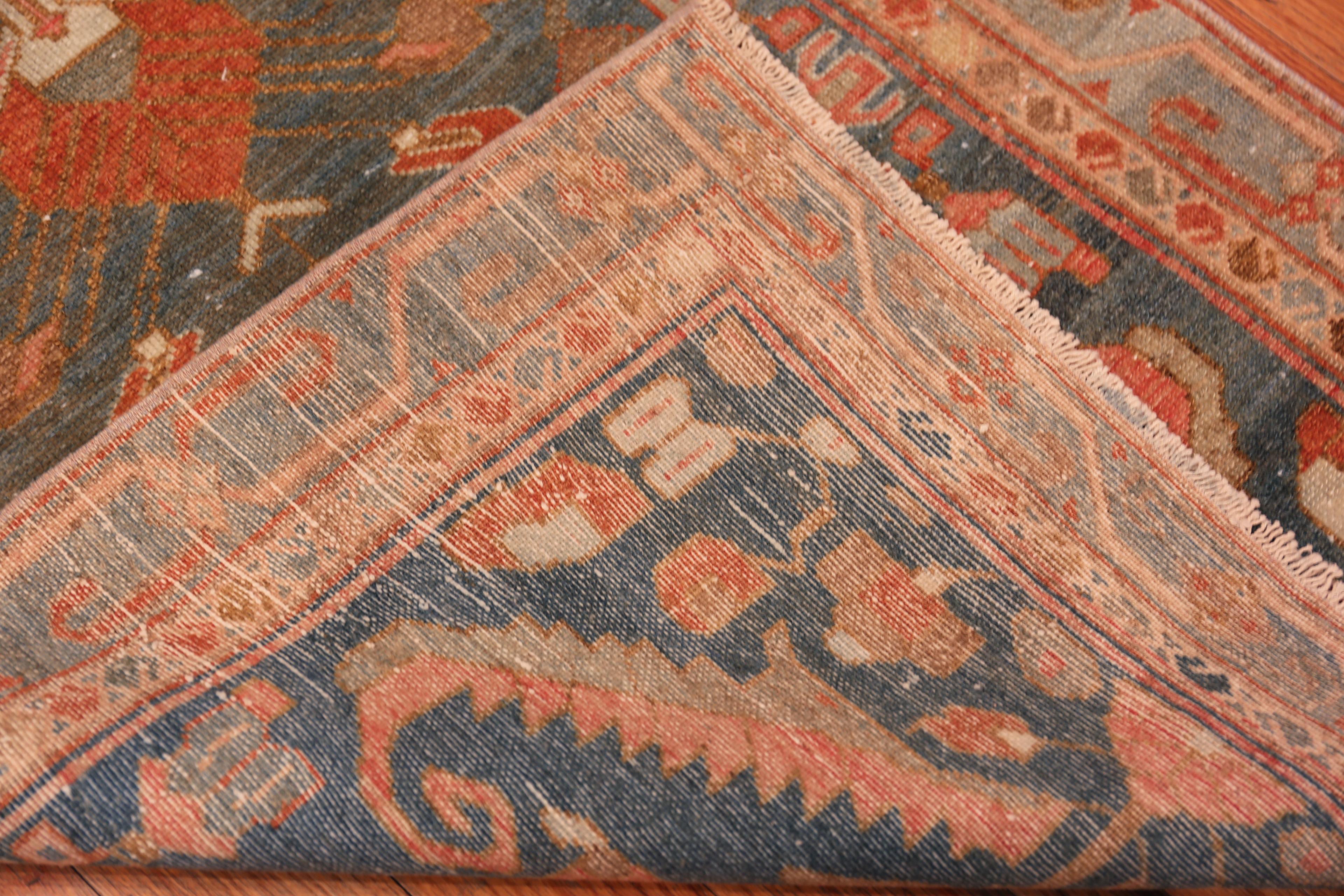 Nazmiyal Collection Tribal Vintage Malayer Läufer Teppich 2 ft 8 in x 9 ft 7 in im Angebot 1