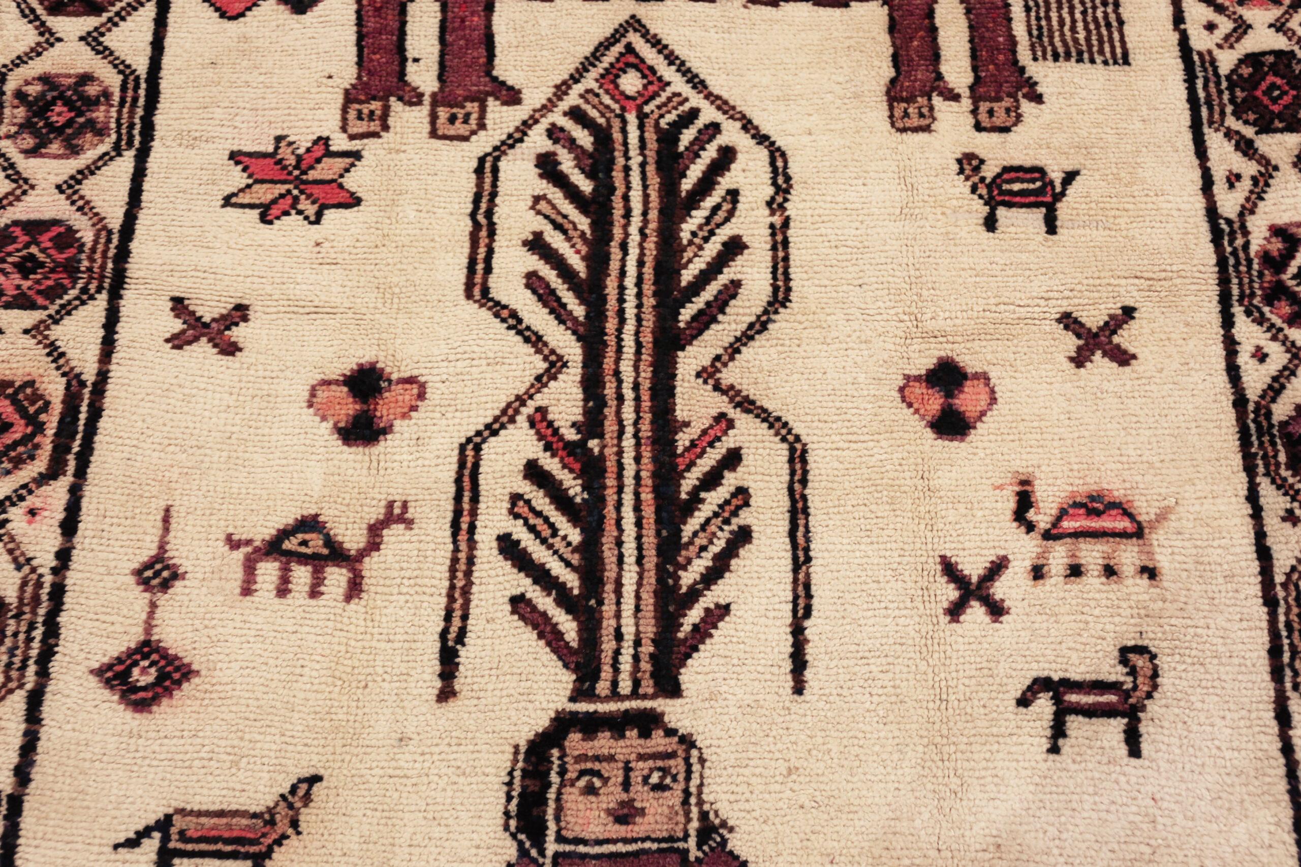 Tappeto runner persiano Tribal Vintage della Collection'S In condizioni buone in vendita a New York, NY