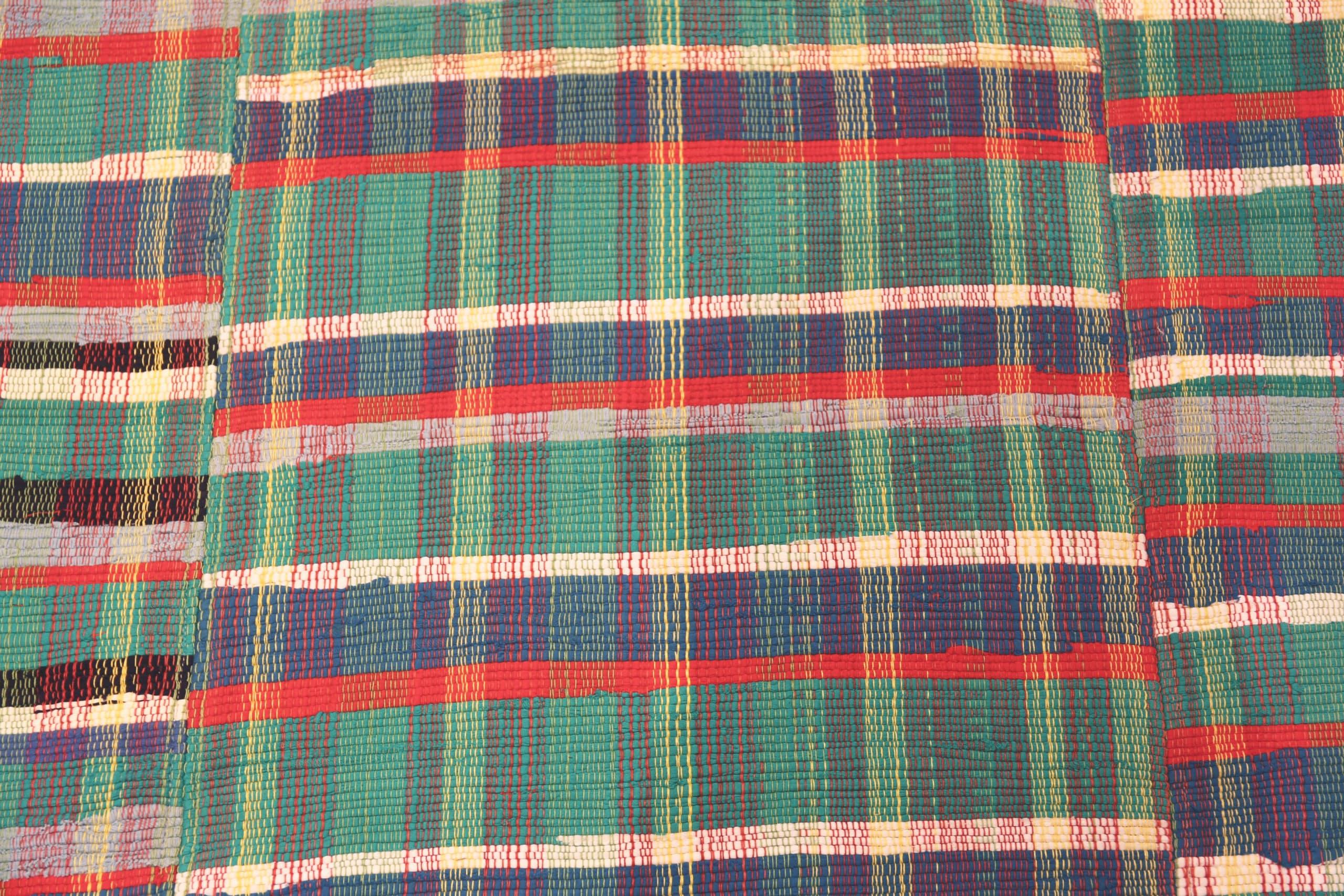 Moderner türkisblauer Teppich der Nazmiyal Kollektion in Farbtönen. 9 ft 10 in x 13 ft 10 in im Zustand „Neu“ im Angebot in New York, NY