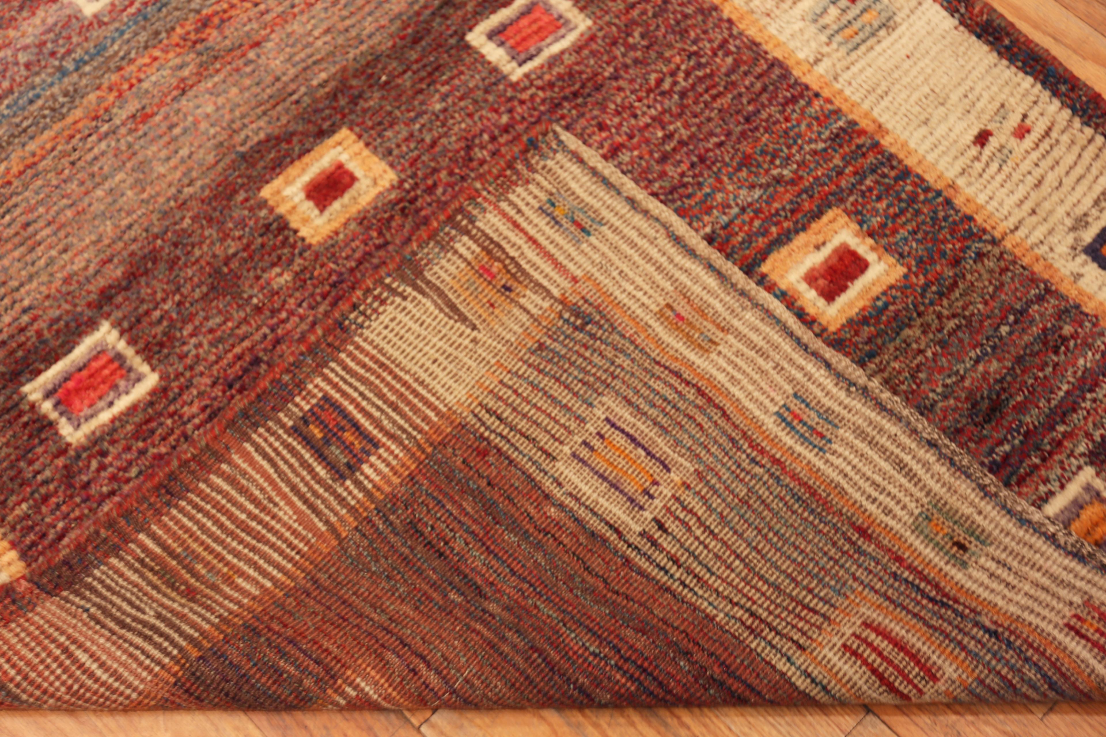 Nazmiyal Collection Vintage Gabbeh Teppich Quadratische Motive und Tribal 3' 7