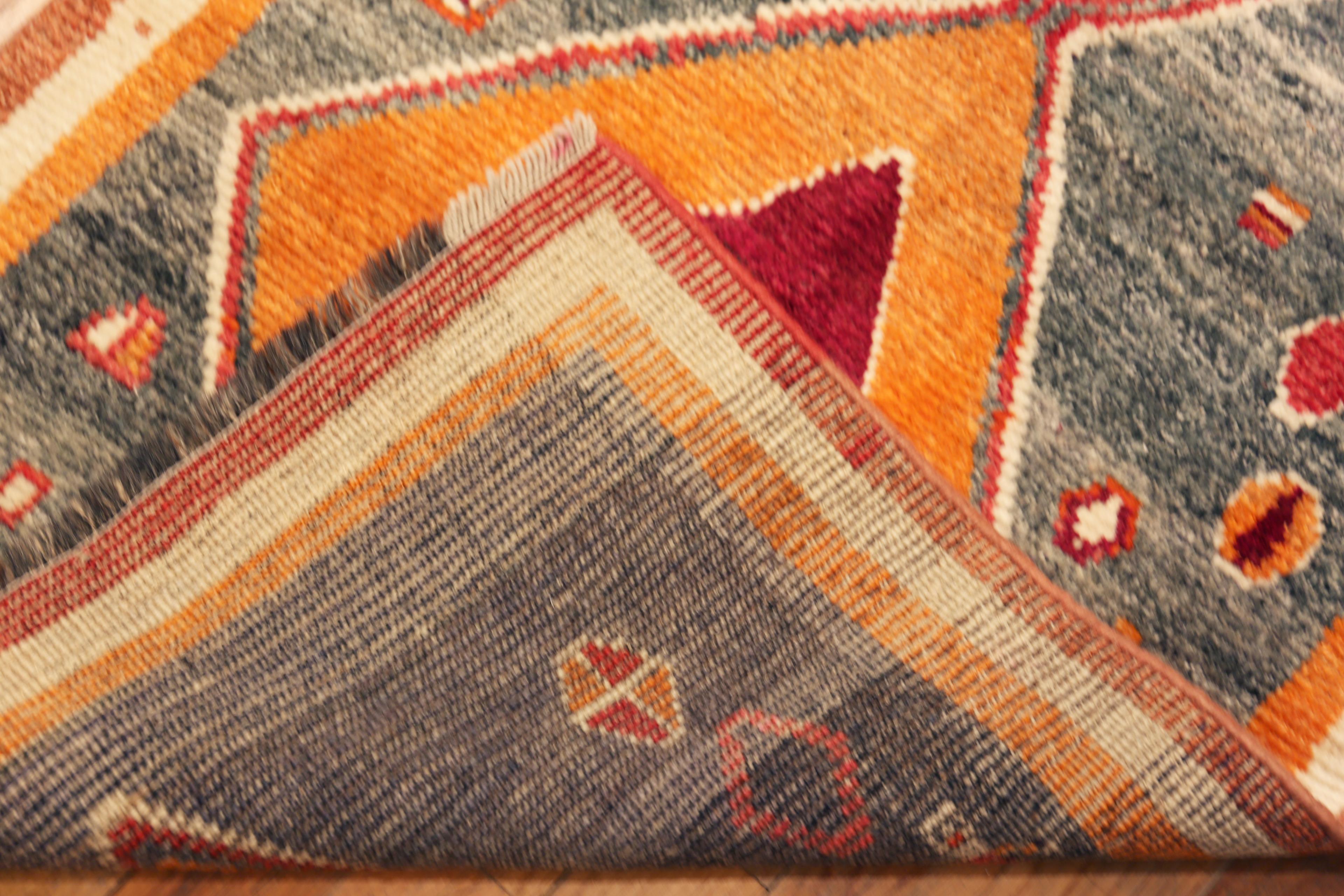 Nazmiyal Collection Vintage Gabbeh Teppich Stammes-Sonnenuntergang Palette 3 ft x 5 ft 5 in (Handgeknüpft) im Angebot