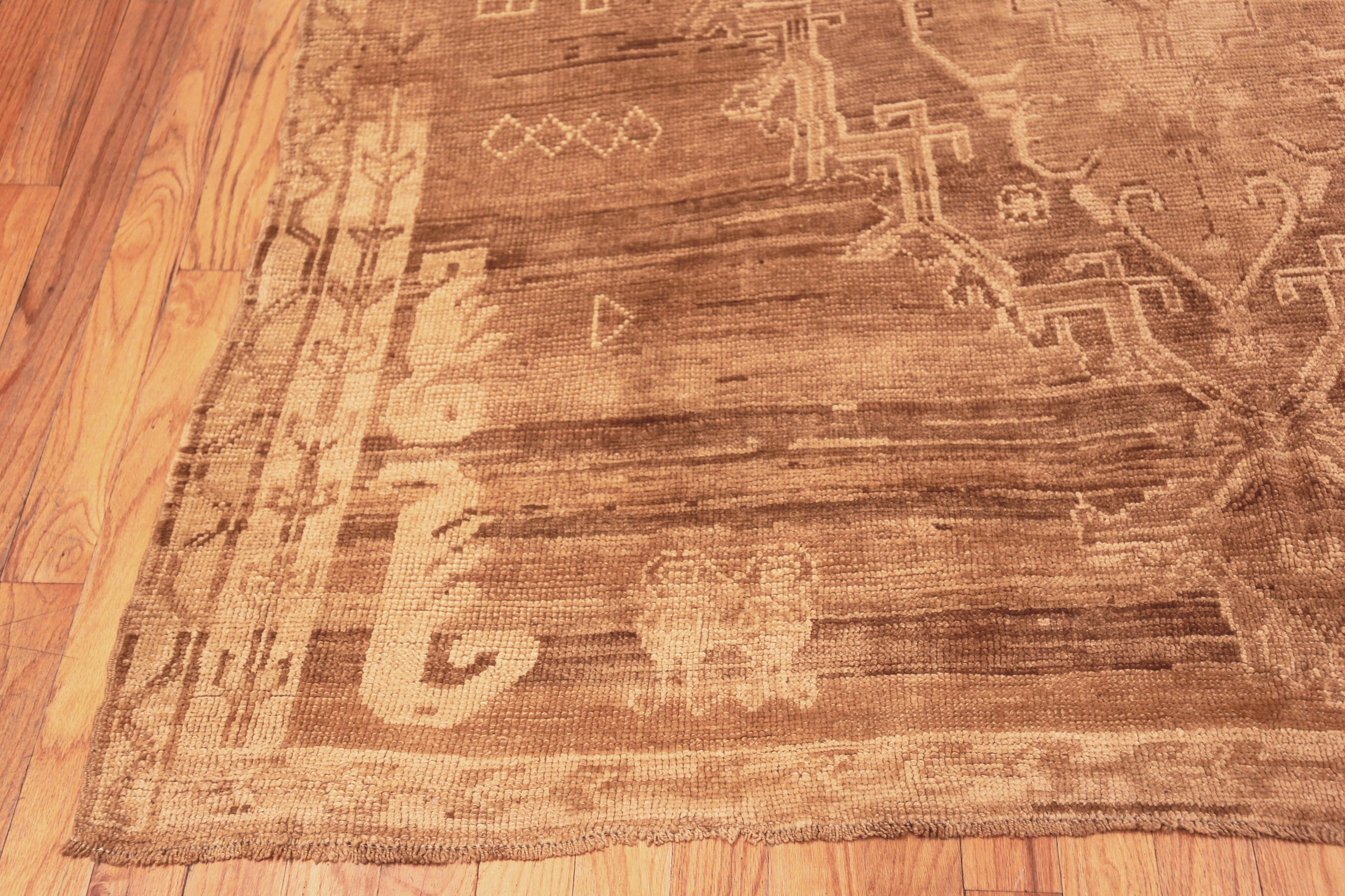 Vintage Kars Carpet from Turkey. 7 ft x 13 ft 9 in In Good Condition For Sale In New York, NY