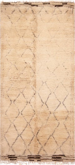 Nazmiyal Collection Vintage Moroccan Rug 6 ft 6 in x 13 ft 9 in