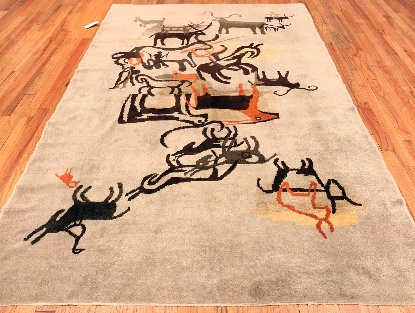 Stunning vintage Ecuadorian rug by Olga Fisch, origin: Ecuador, circa mid-20th century. Size: 6 ft 10 in x 10 ft 4 in (2.08 m x 3.15 m)

Olga Fisch was an inspired artist of the mid-twentieth century who created pieces that were reflective of the