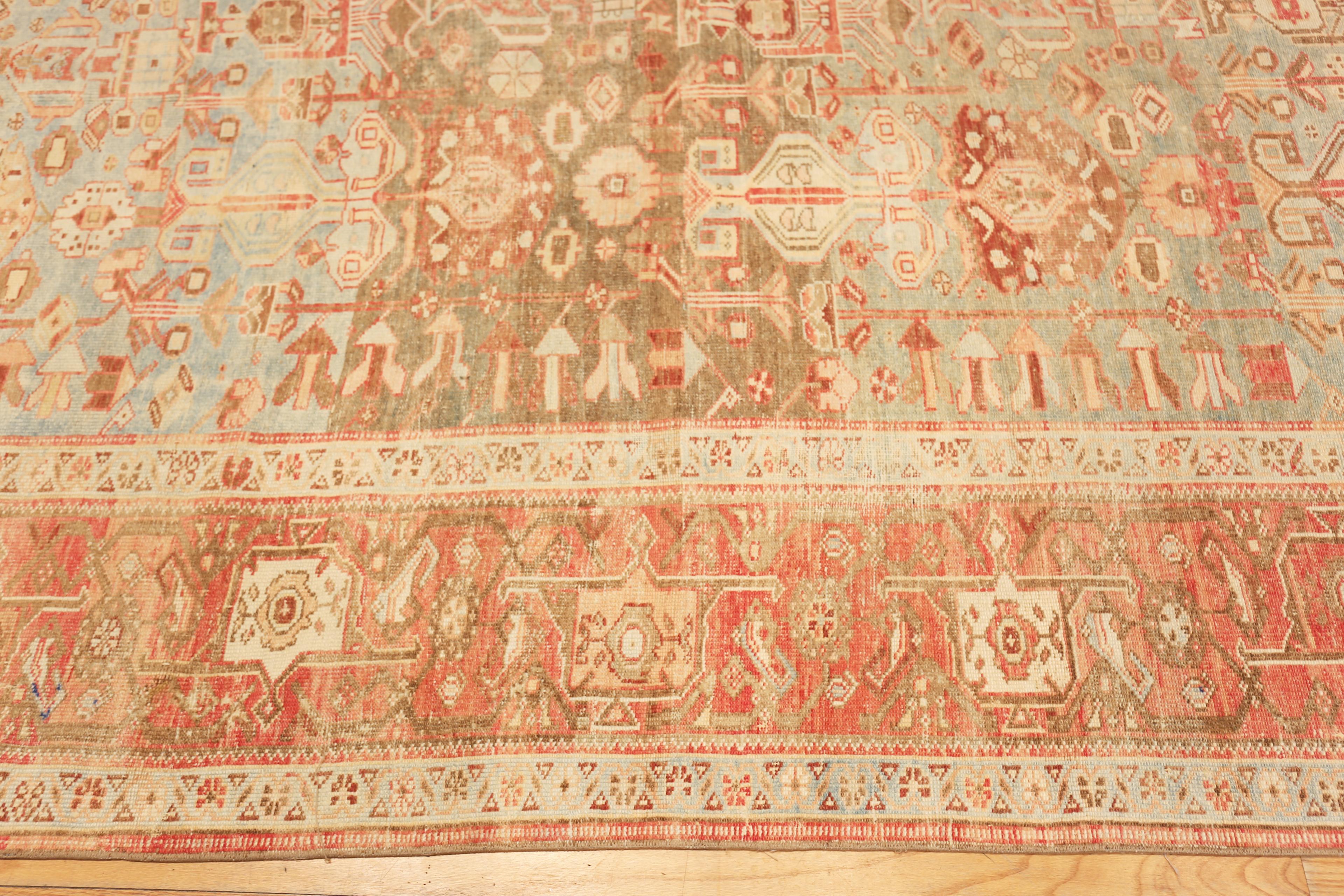 Nazmiyal Collection Vintage Persisch Bakhtiari Teppich 11 ft 4 in x 16 ft 4 in im Zustand „Gut“ im Angebot in New York, NY
