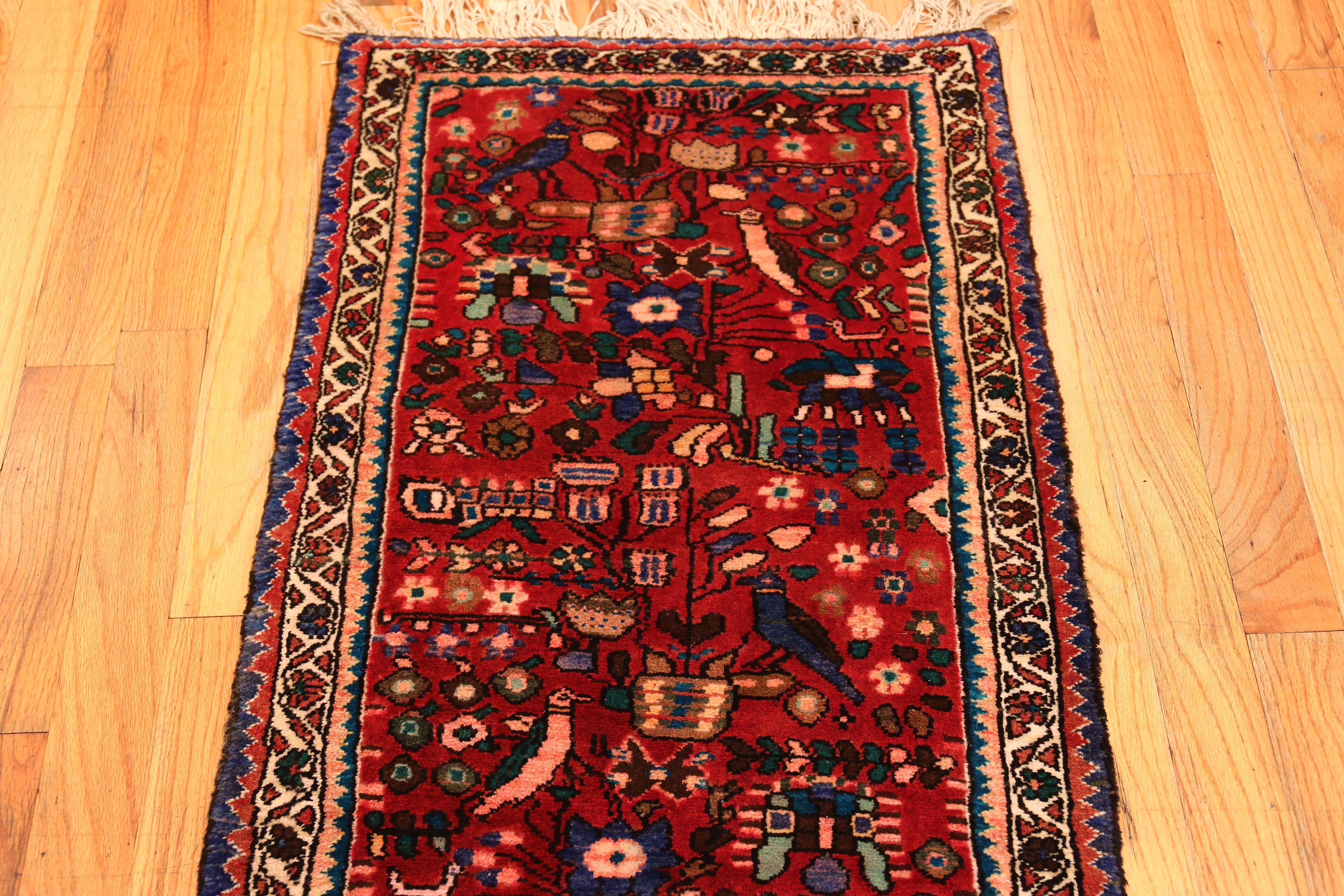 XX secolo Nazmiyal Collection Vintage Persian Bird Design Runner Hamadan 2'4