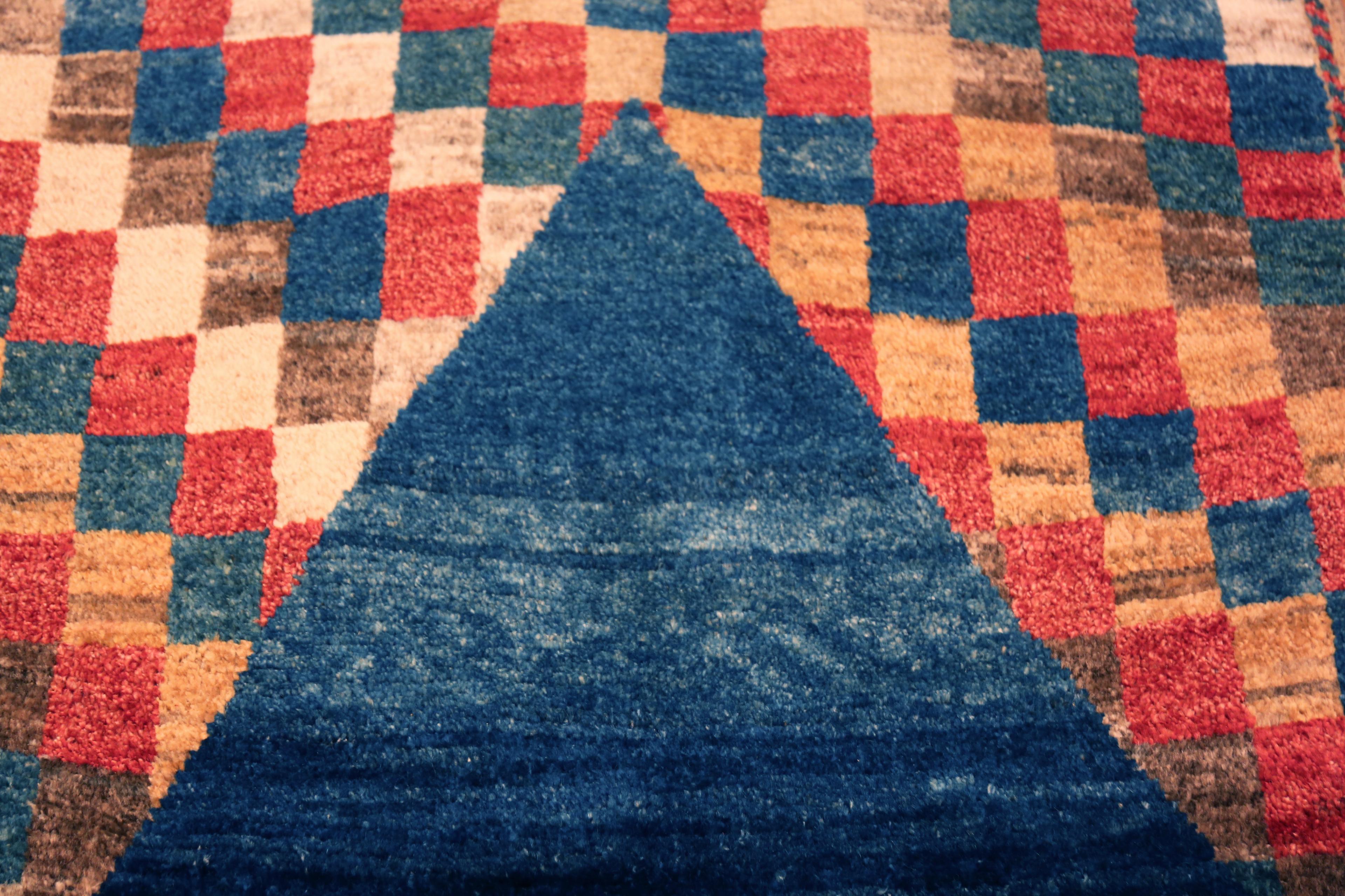 Persiano Tappeto Nazmiyal Collection Vintage Persian Gabbeh 2 ft 9 in x 4 ft 7 in in vendita