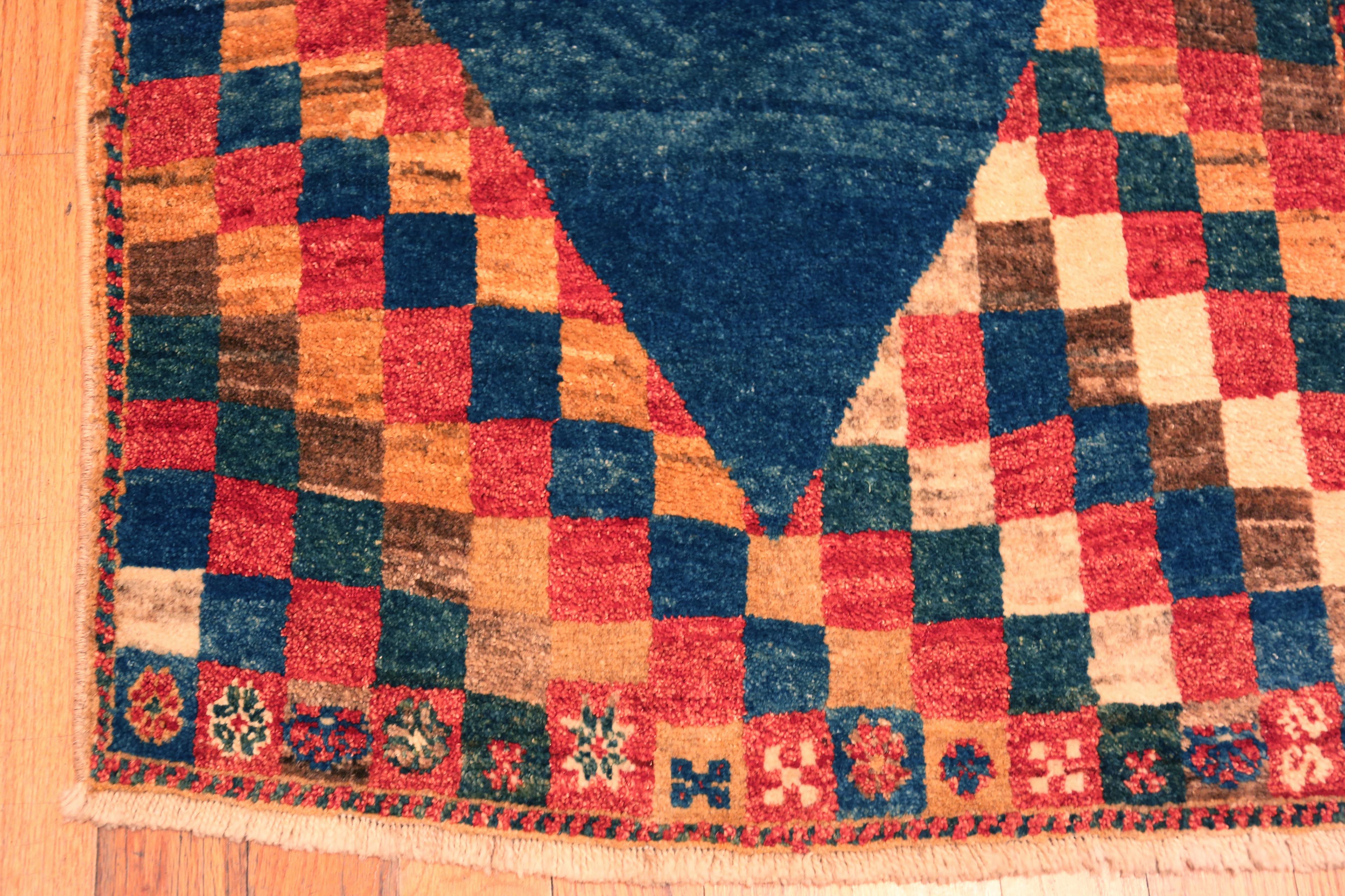 Lana Tappeto Nazmiyal Collection Vintage Persian Gabbeh 2 ft 9 in x 4 ft 7 in in vendita