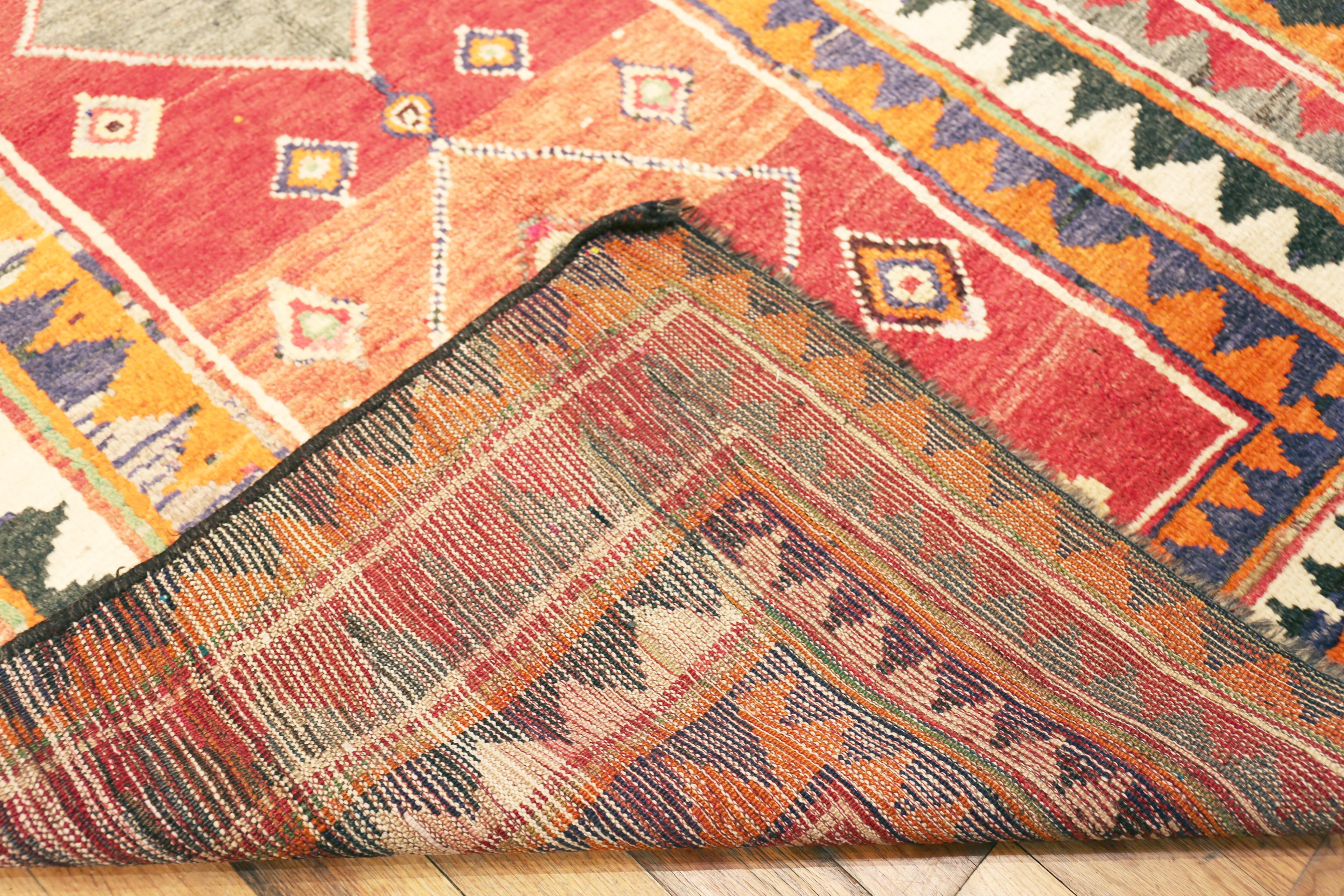 Nazmiyal Collection Vintage persischen Gabbeh Teppich 4 ft 6 in x 7 ft 6 in im Angebot 1