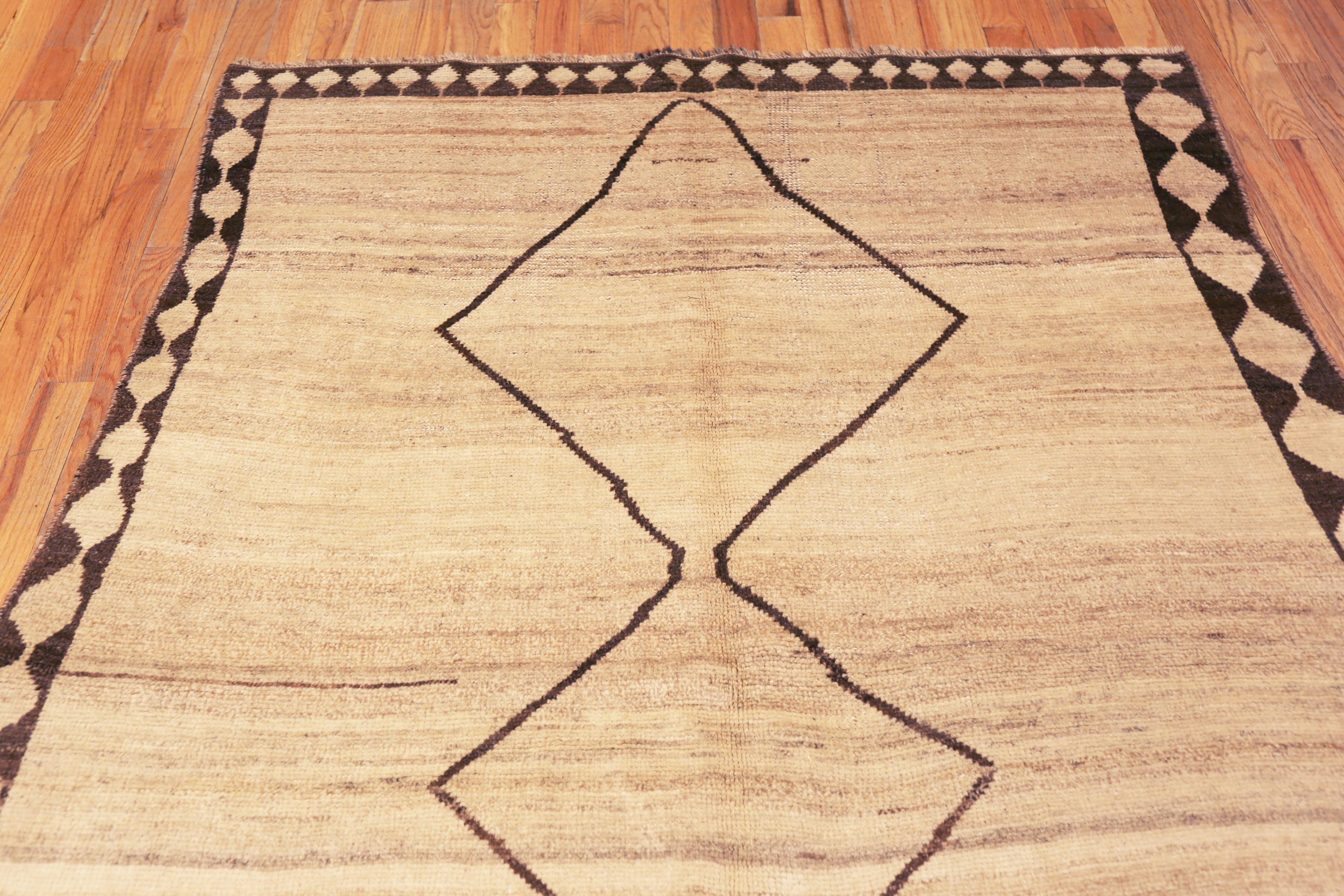 Tribale Tappeto Nazmiyal Collection Vintage Persian Gabbeh 6 ft x 8 ft 4 in in vendita