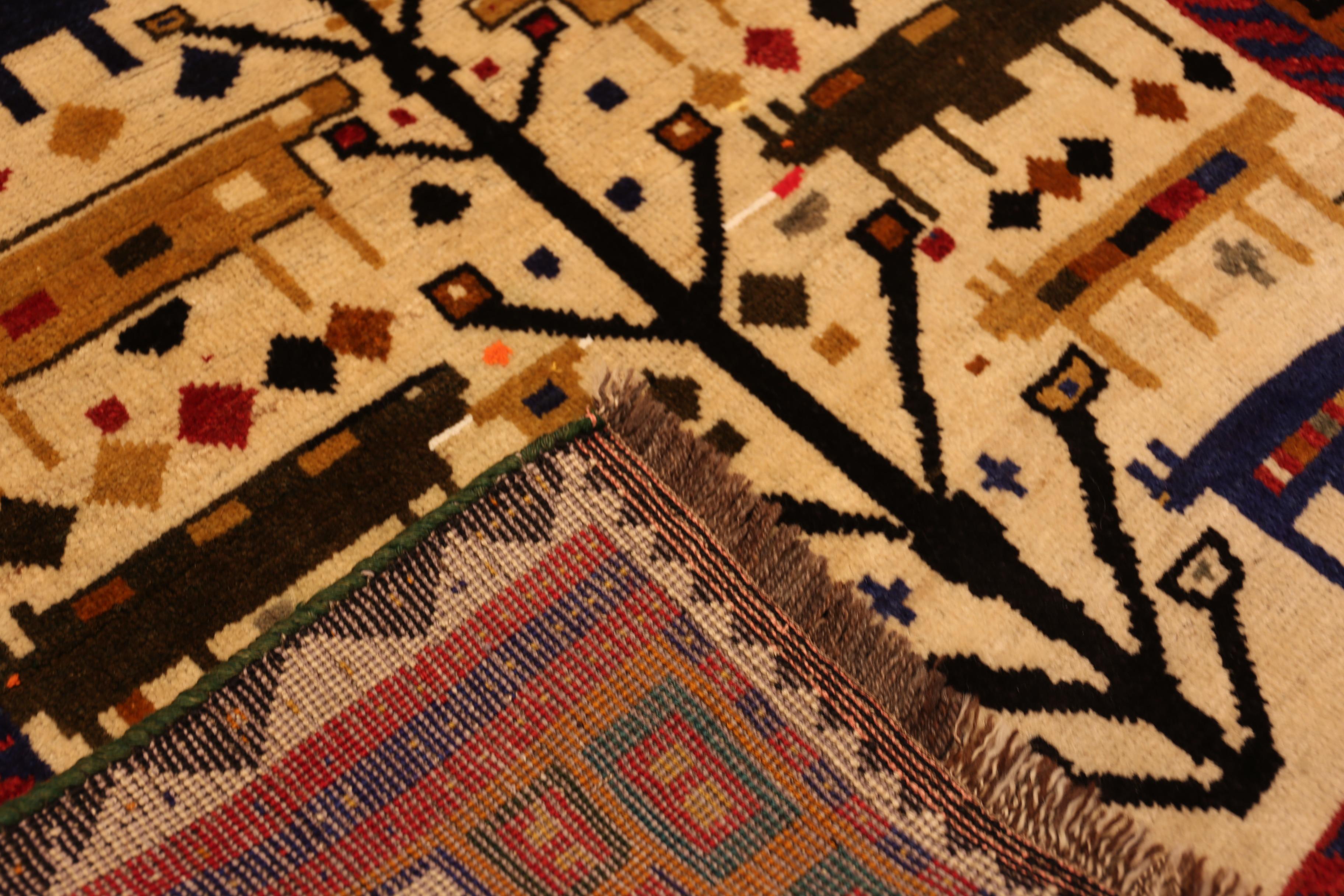 Nazmiyal Collection Vintage Persian Gabbeh Rug Animal Motifs 4' 5