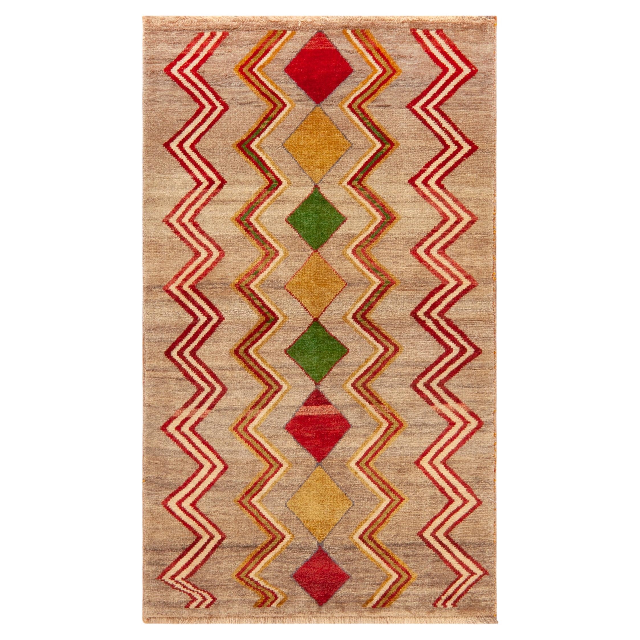 Nazmiyal Collection Vintage persischen Gabbeh Teppich mit Zickzack 2 ft 8 in x 4 ft 6 in im Angebot