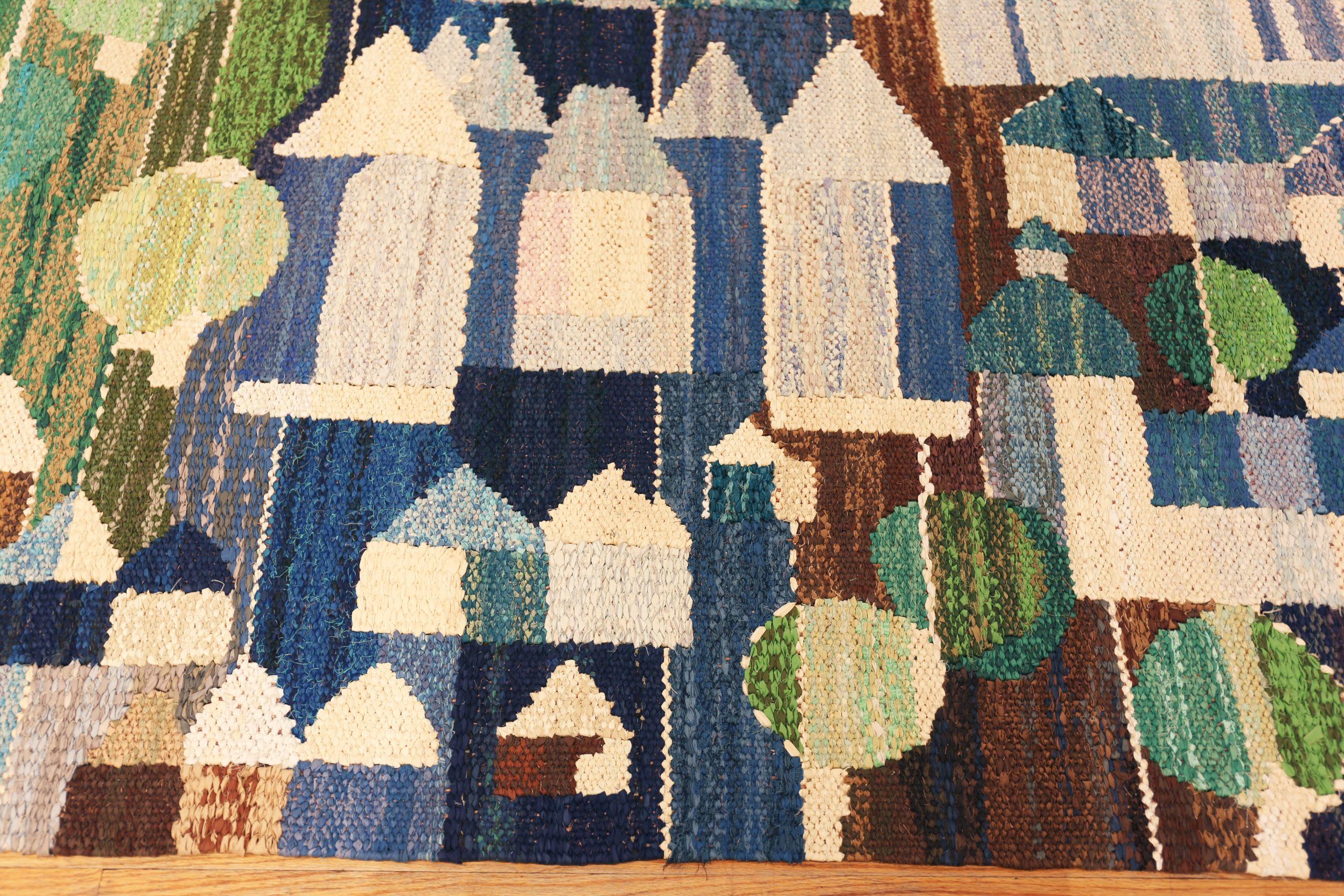 Nazmiyal Collection Alfombra Escandinava Vintage Sueca Kilim 5 pies x 19 pies 4 pulgadas en Bueno estado para la venta en New York, NY