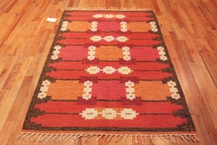 Nazmiyal Collection Vintage Swedish Kilim Rug 4 ft 4 in x 6 ft 7 in