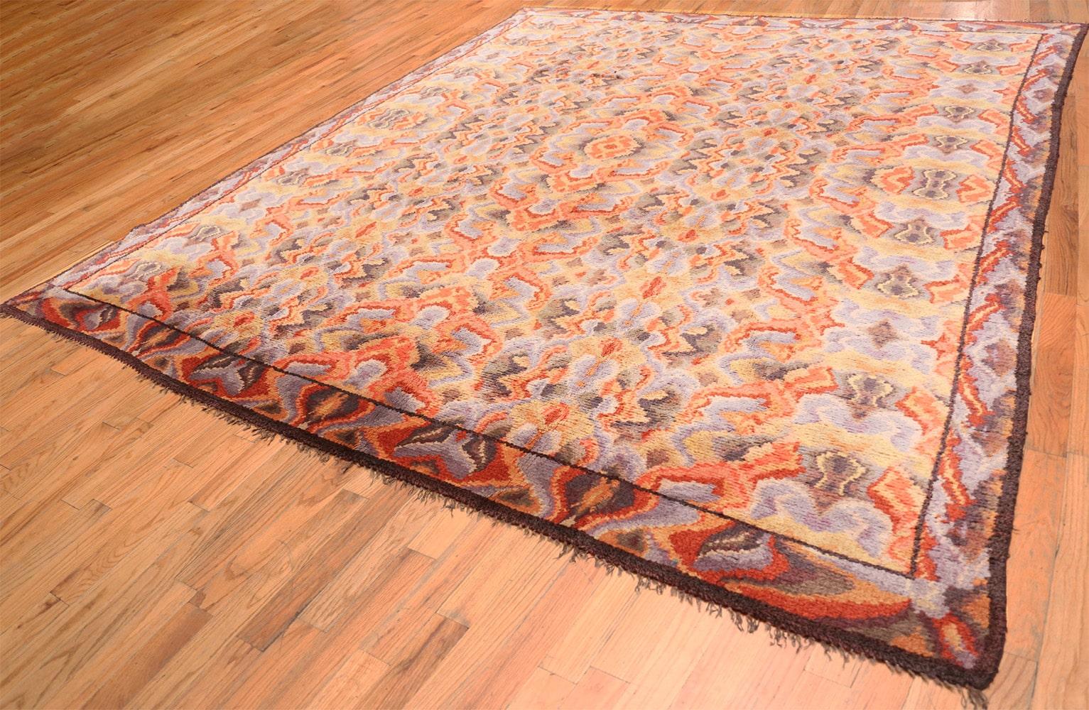Hand-Knotted Vintage Swedish Rug.  Size: 10 ft x 12 ft  For Sale
