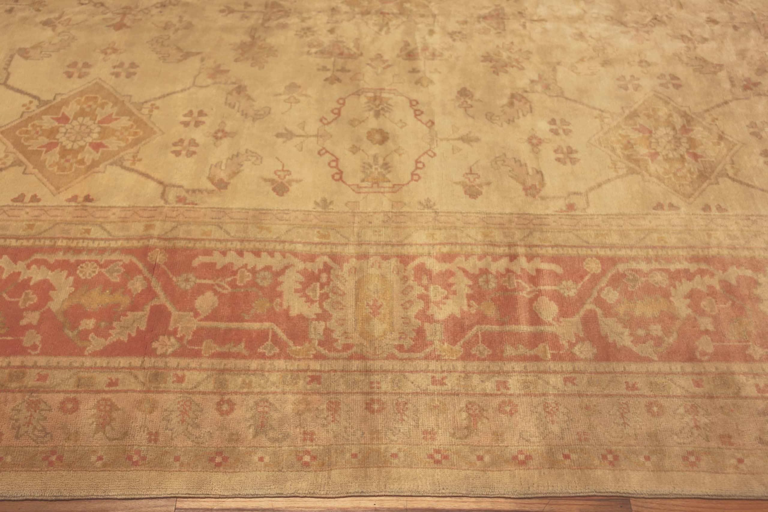Türkischer Oushak-Teppich im Vintage-Stil. 14 ft 8 in x 22 ft (Handgeknüpft) im Angebot