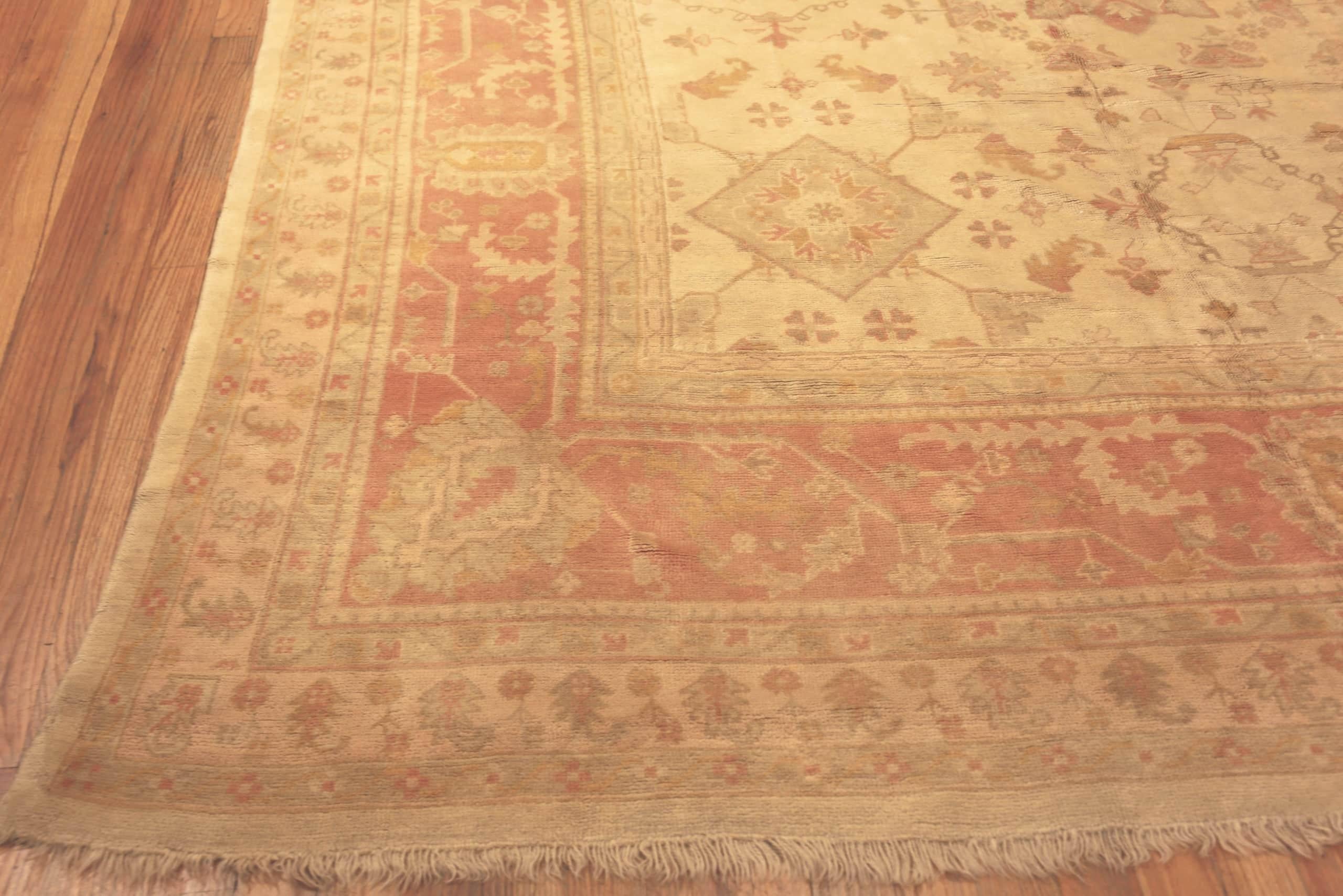 Vintage Turkish Oushak Rug. 14 ft 8 in x 22 ft In Good Condition For Sale In New York, NY