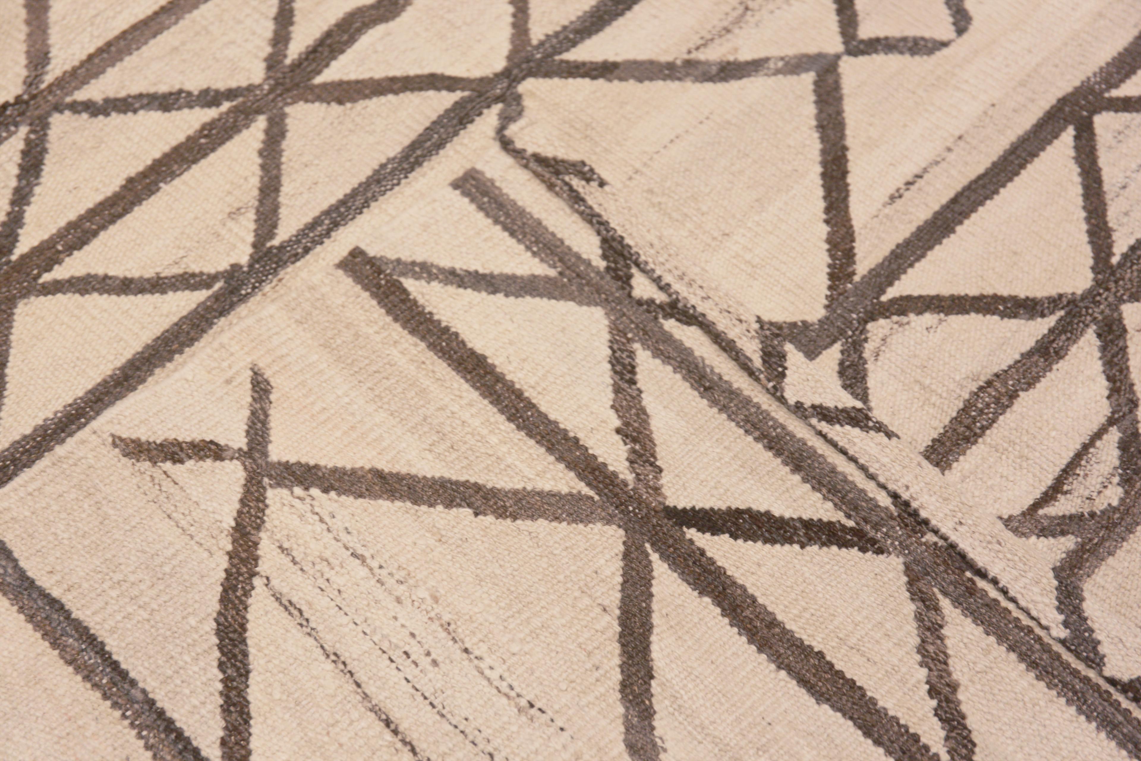 Wool Nazmiyal Collection White And Brown Geometric Modern Area Kilim Rug 9'7