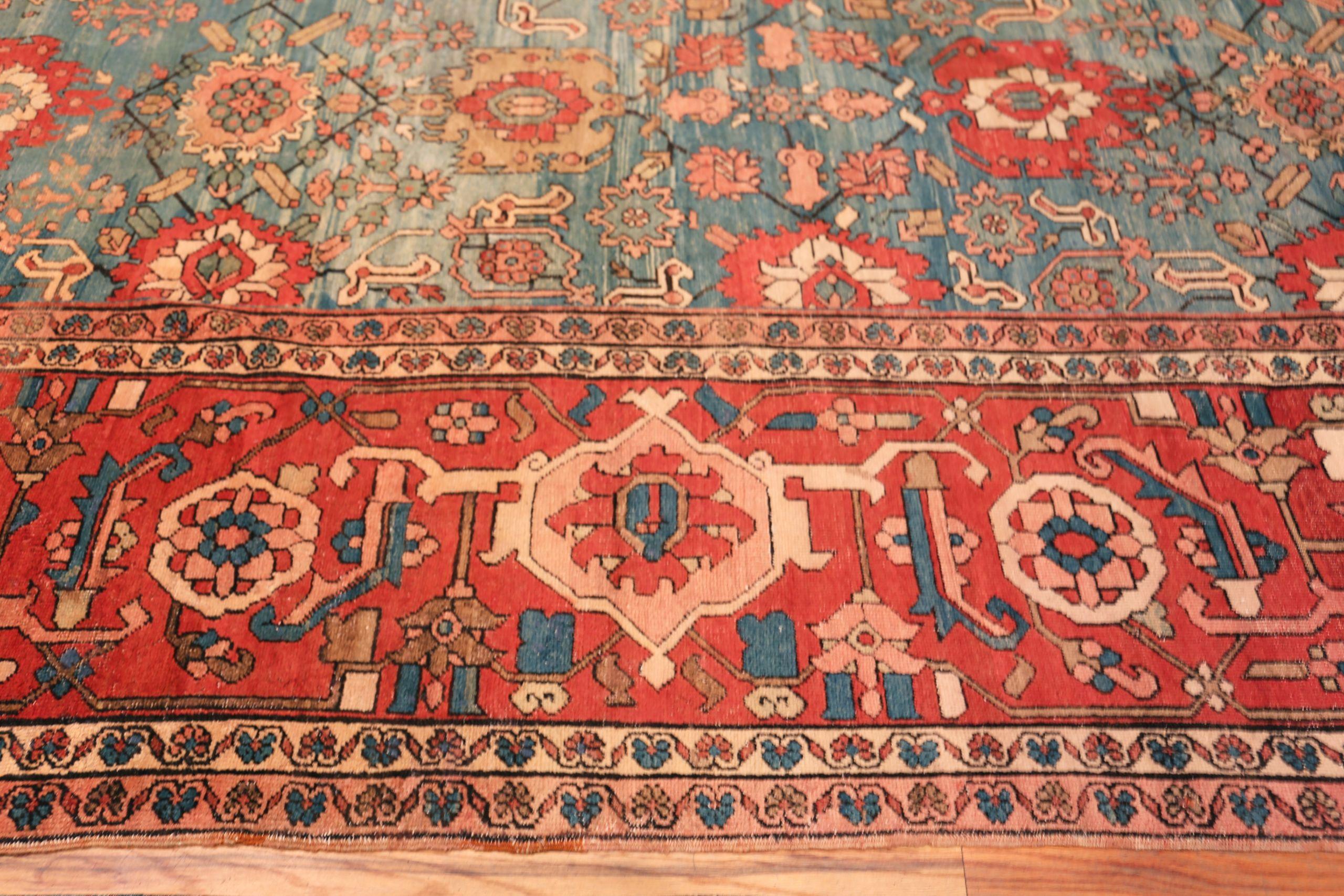 XX secolo Nazmiyal Collection Tappeto Heriz persiano antico sovradimensionato 14 ft 3 in x 20 ft 4 in in vendita