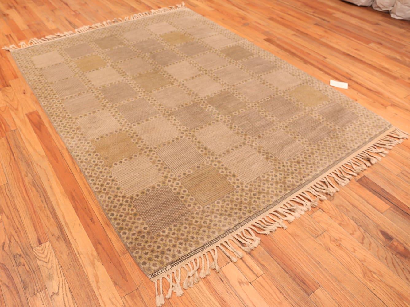Alfombra Sueca Nazmiyal Vintage Escandinava Marta Maas. 2 metros x 2 metros Escandinavo moderno en venta