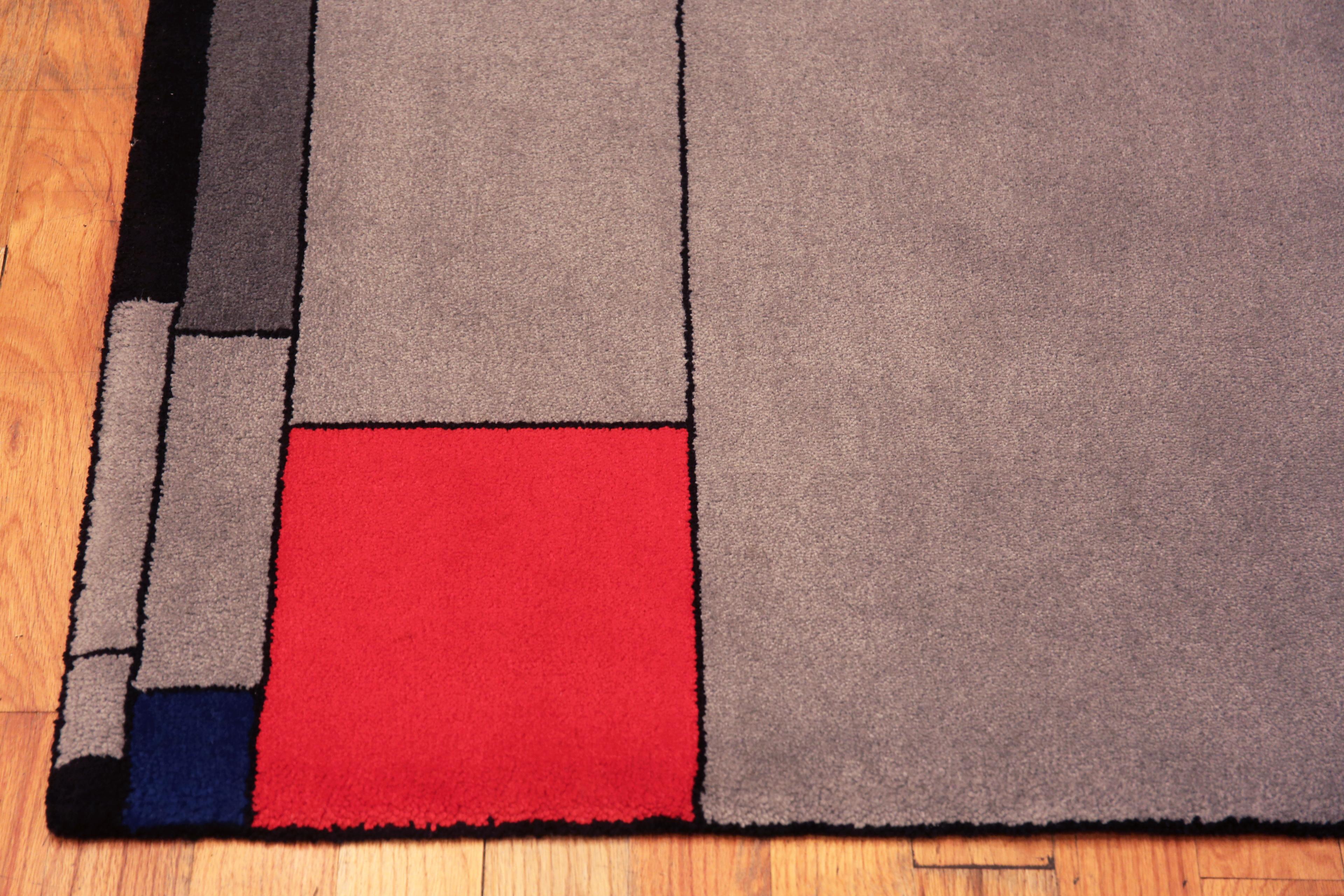 Hand-Knotted Vintage Scandinavian Mondrian Design Rug. 4 ft 11 in x 6 ft 7 in For Sale