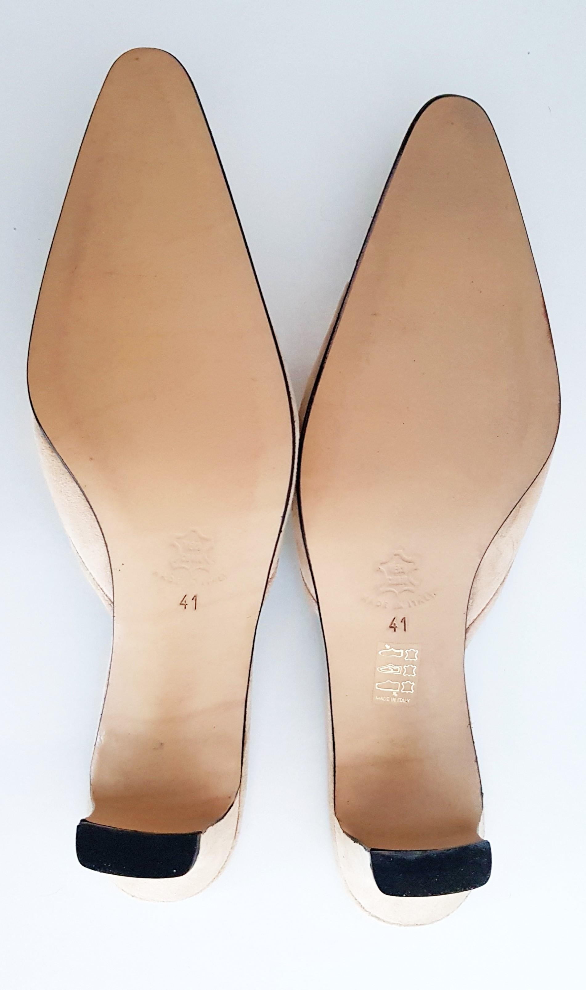 Nazy Sheikhan Beige & Caramel Suede and Leather Heels. Great conditions. Size 41 For Sale 3