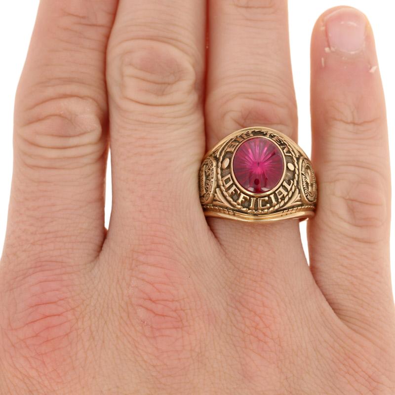 NCAA Big Ten Official Ring, 10 Karat Yellow Gold Synthetic Red Spinel