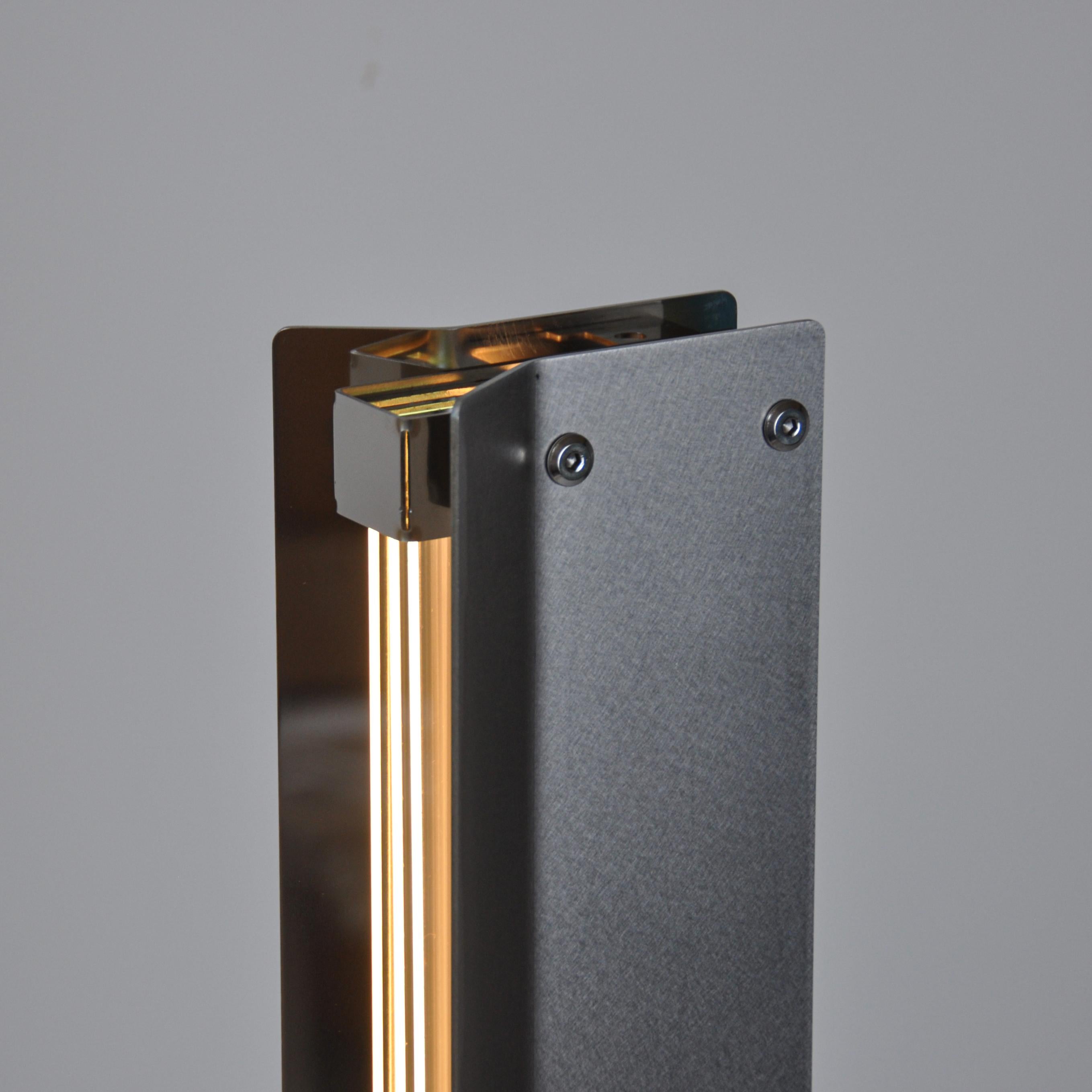 Lámpara Ne1200 Mat And Mirror by MLK Furniture Francés en venta