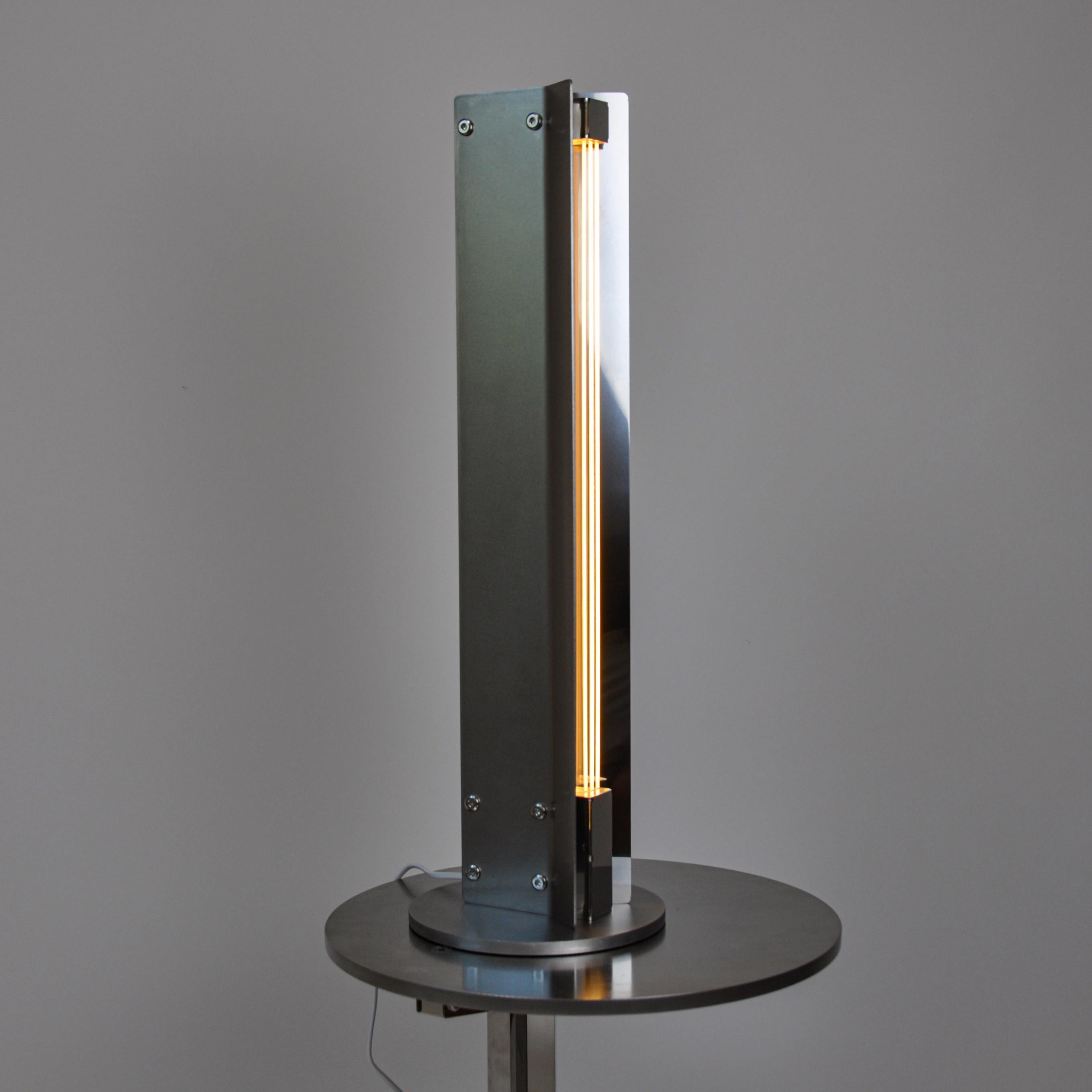 Lámpara Ne600 Mat And Mirror by MLK Furniture en venta 1