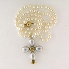 Neacklace and pendant with pearls and rose cut diamonds up to 1.00ct 14k gold