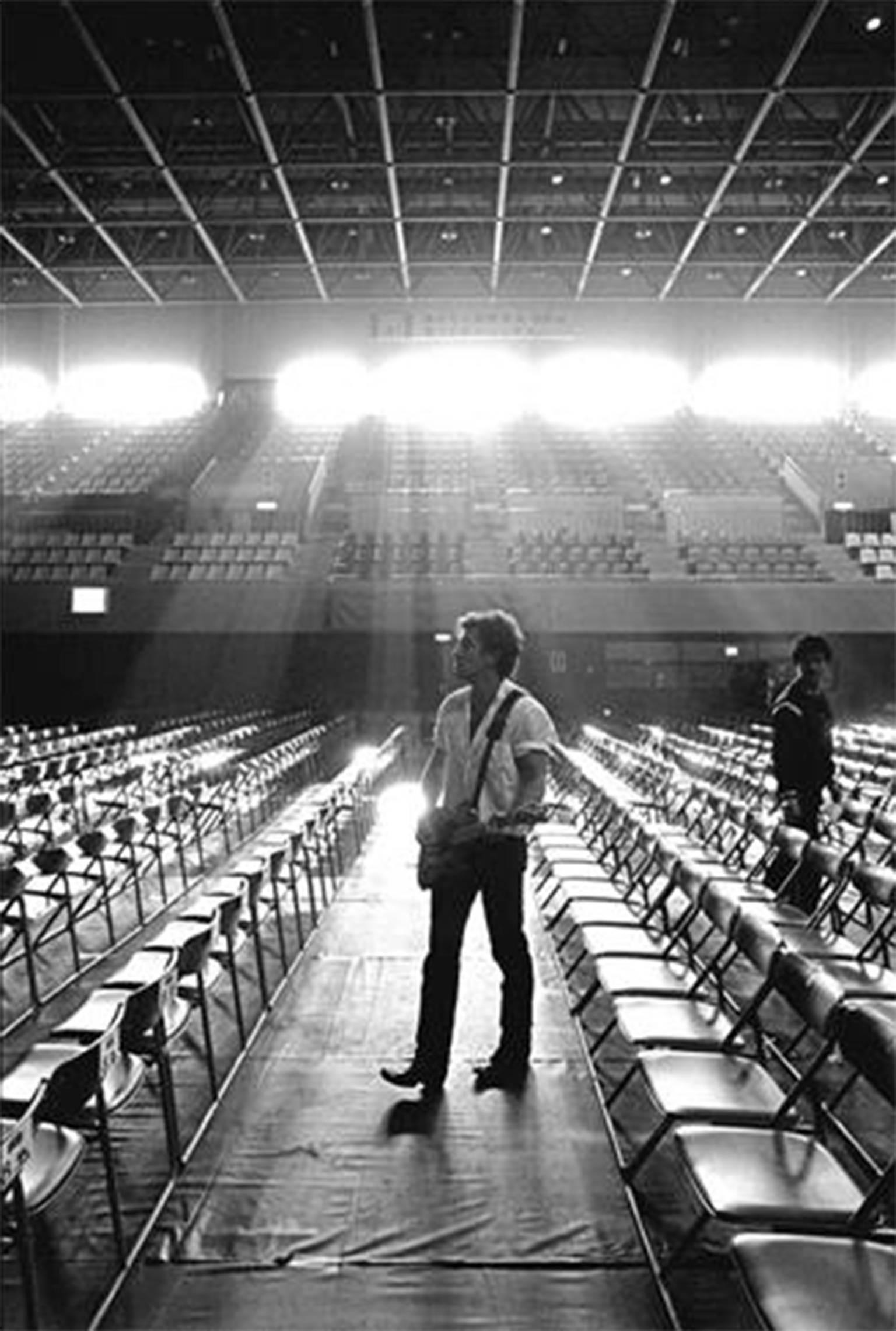 Neal Preston Black and White Photograph - Bruce Springsteen, Kyoto, Japan 1985