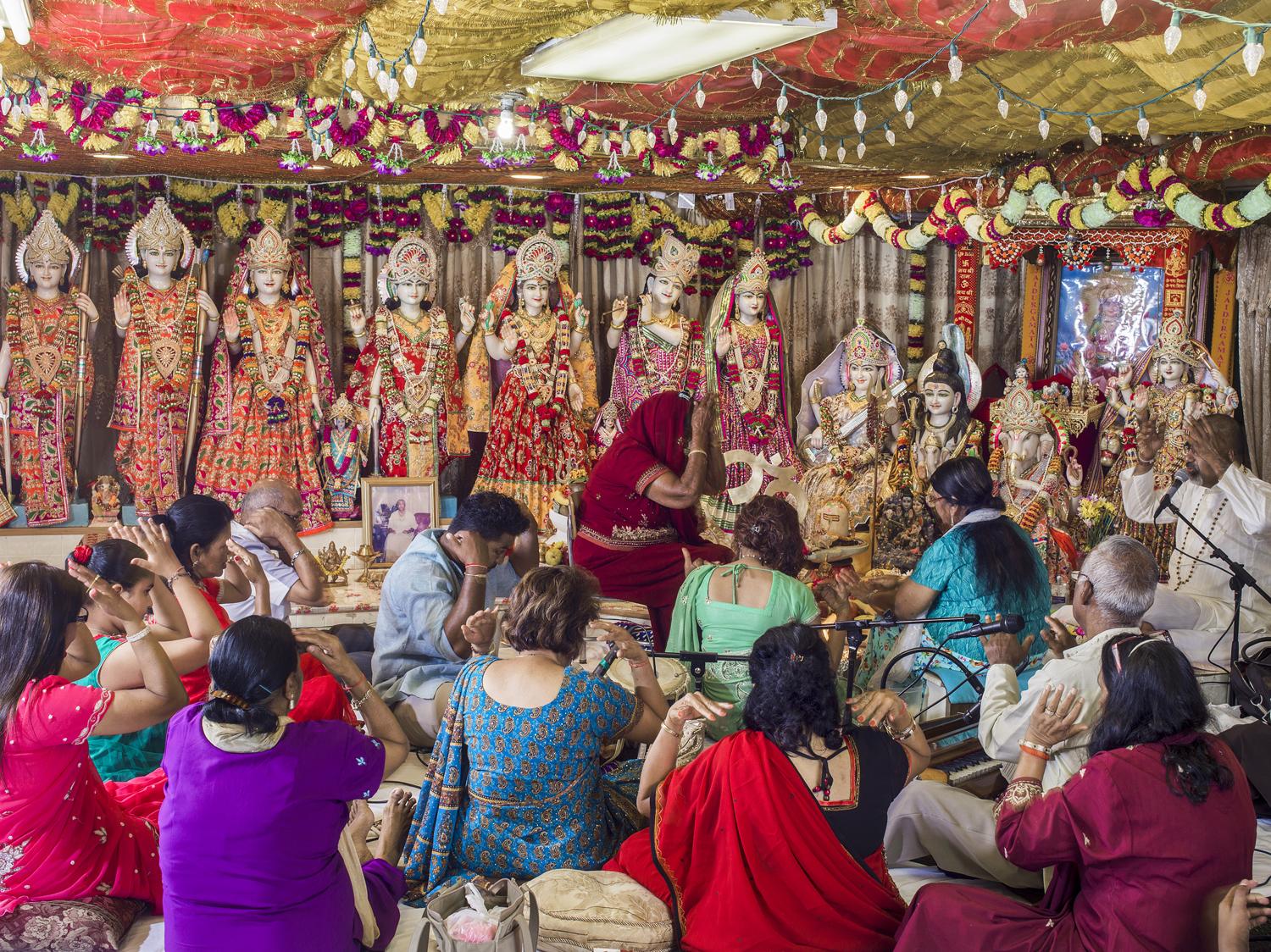 Neal Slavin Color Photograph - Hindu Temple, Brooklyn