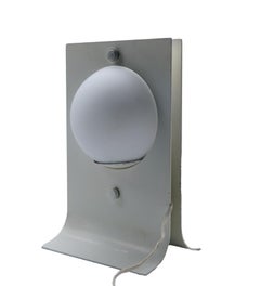 Petite lampe de table "Area" Neal, blanche, Italie, années 1960