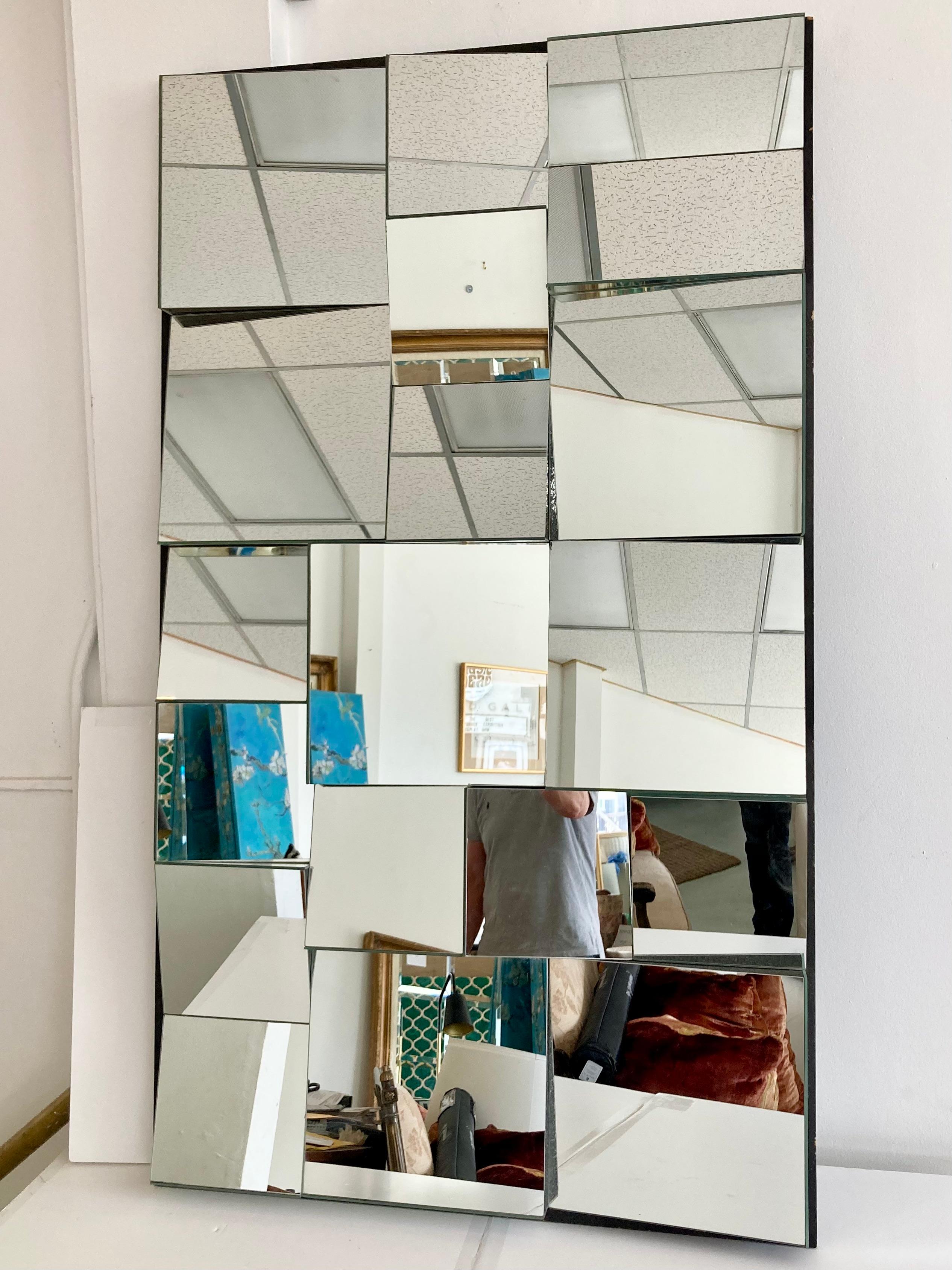 Neal Small Sculpture d'art en miroir - Fixation murale Bon état - En vente à Los Angeles, CA