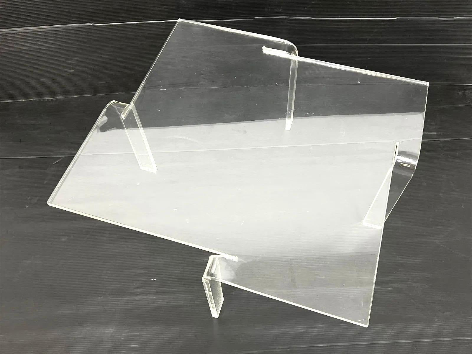 Neal Small Model 5031 Coffee Cocktail Table, Lucite, 1966, New York In Good Condition In Brooklyn, NY