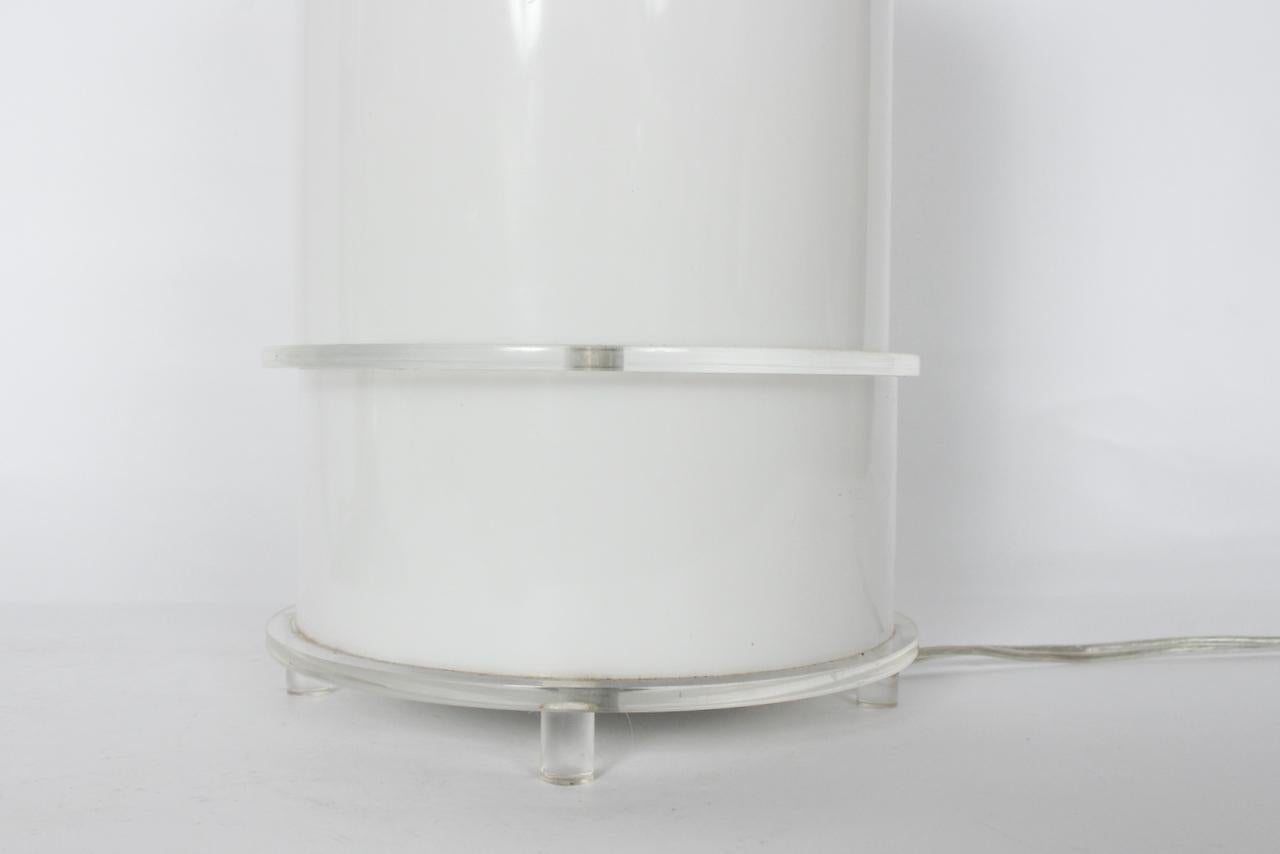 Neal Small Style White Lucite Table Lamp with Clear Lucite Detail, 1970s For Sale 4