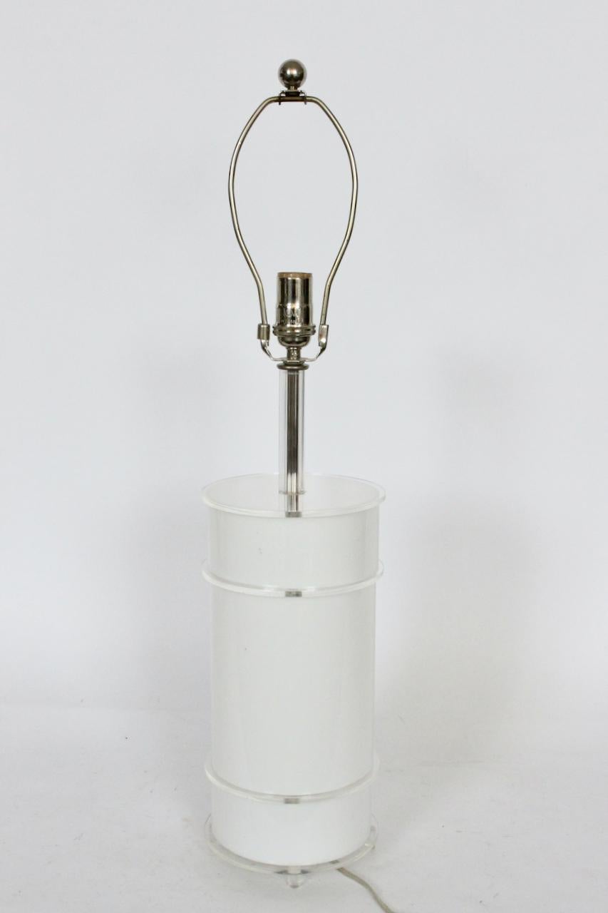 Neal Small Style White Lucite Table Lamp with Clear Lucite Detail, 1970s For Sale 7